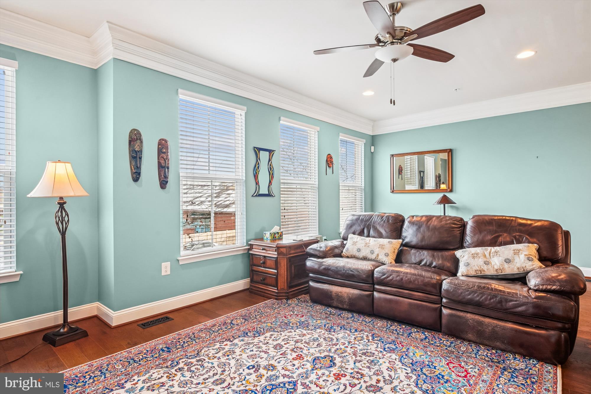 VILLAGE GREENS - Residential