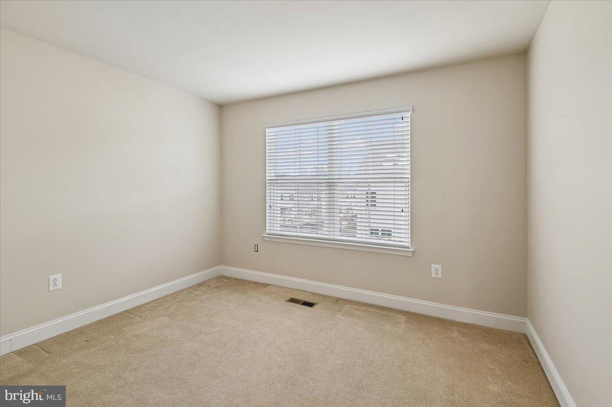 VILLAGE GREENS - Residential