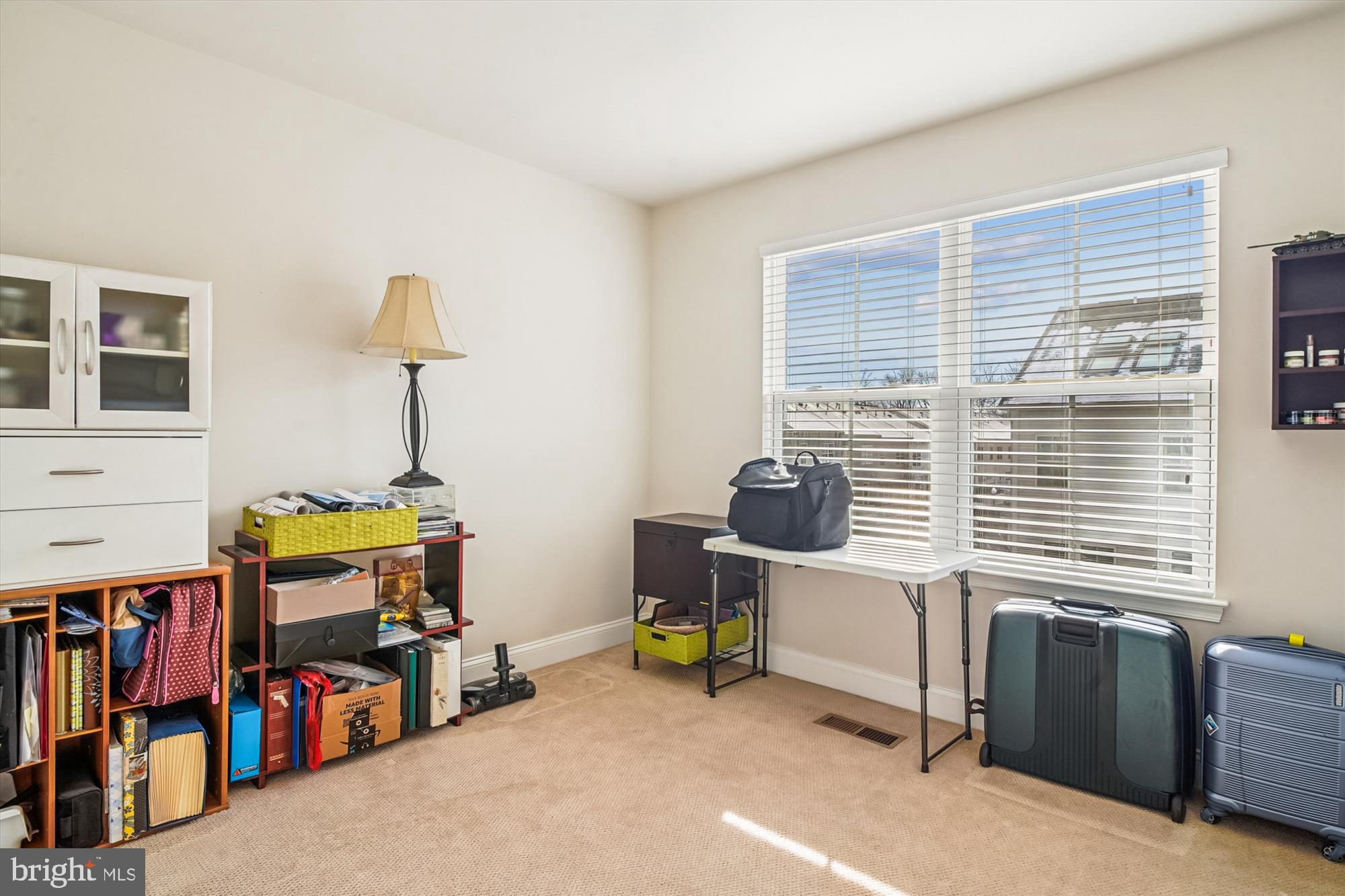 VILLAGE GREENS - Residential