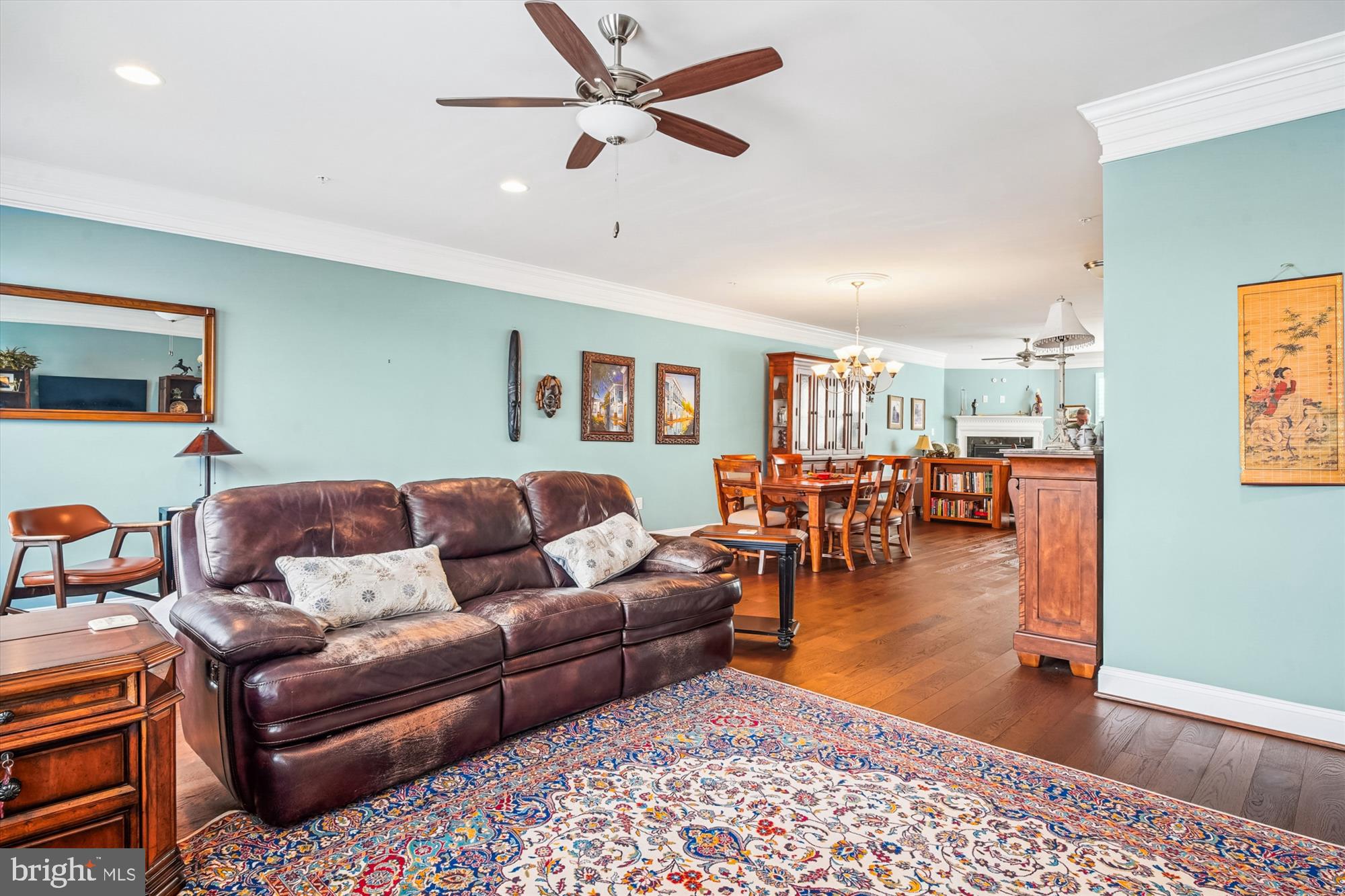 VILLAGE GREENS - Residential