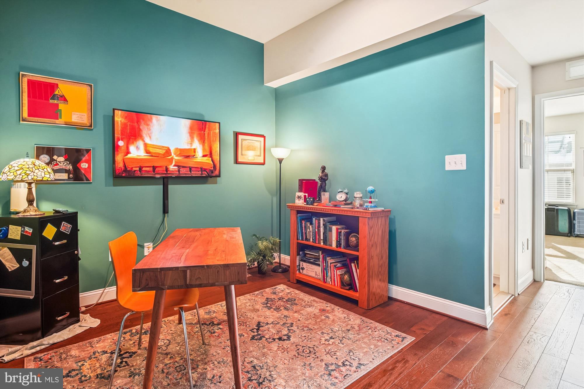 VILLAGE GREENS - Residential