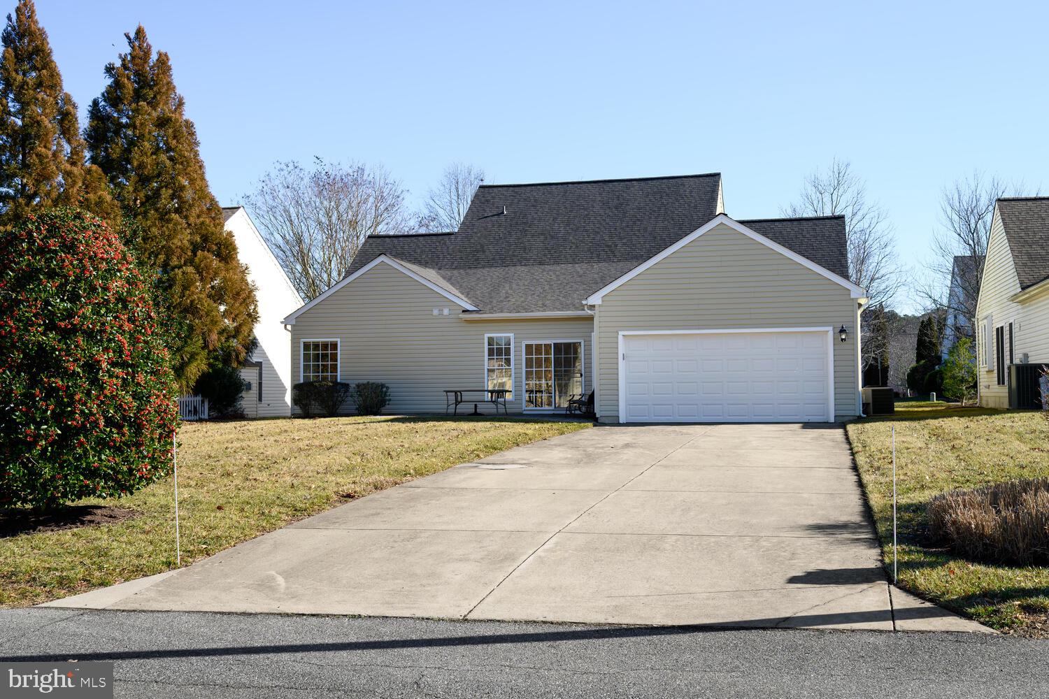 EASTON CLUB EAST - Residential