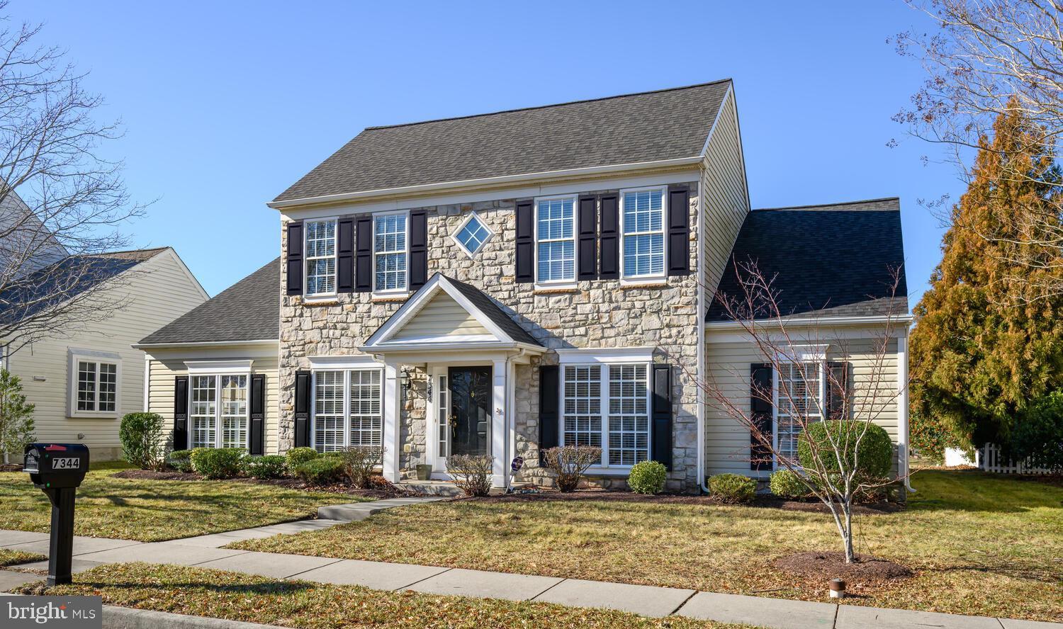 EASTON CLUB EAST - Residential