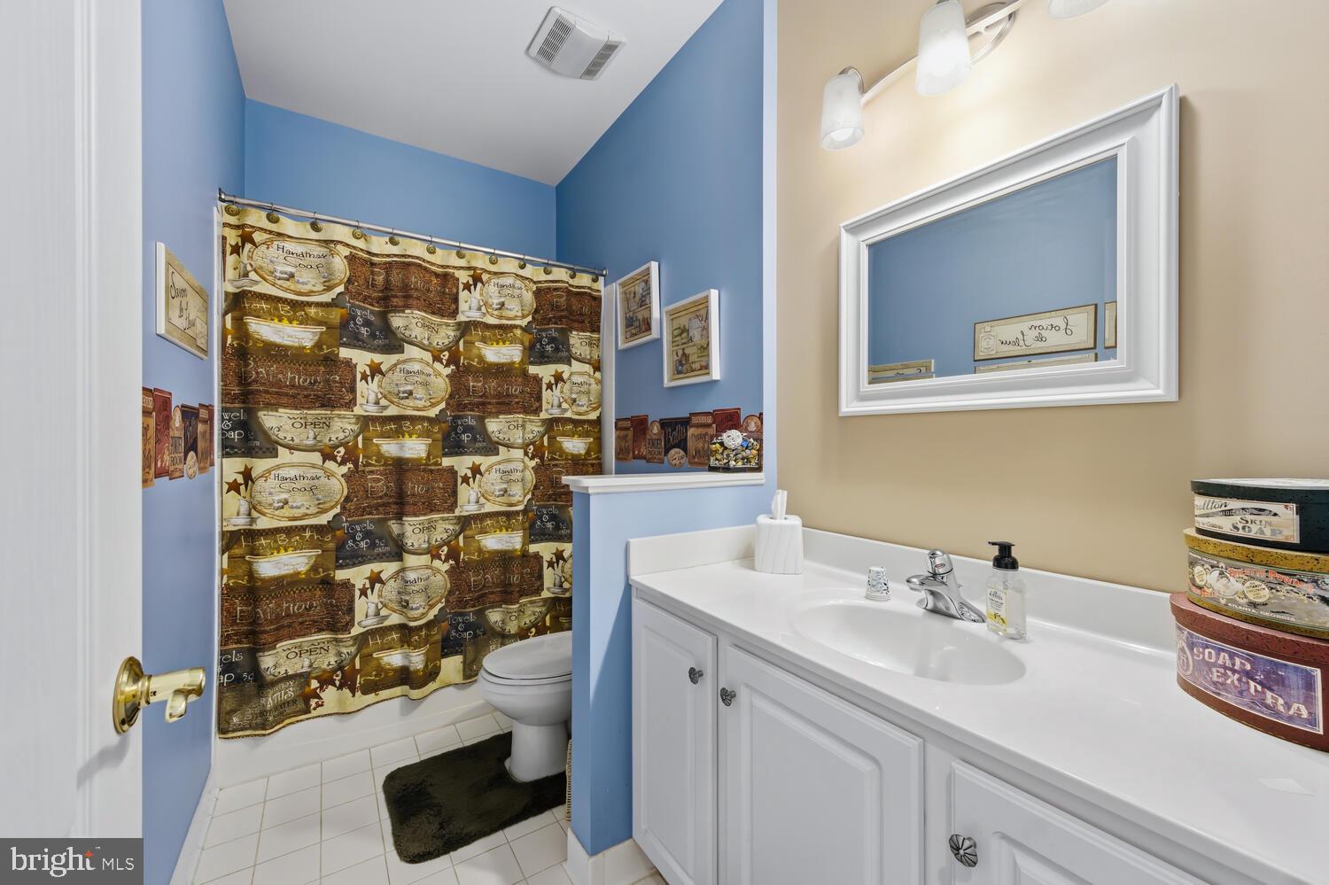 EASTON CLUB EAST - Residential