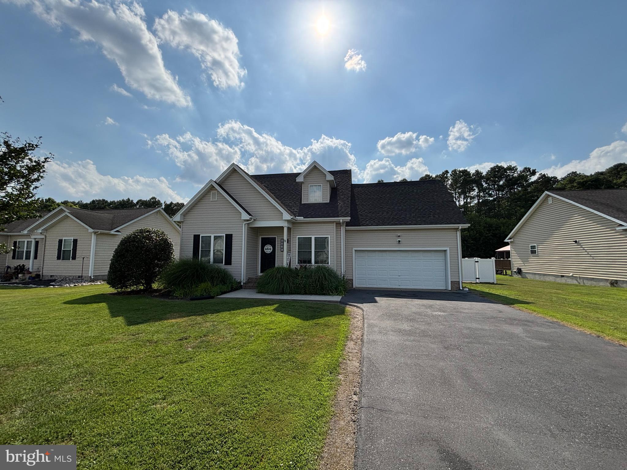 8846 LENNOX DRIVE