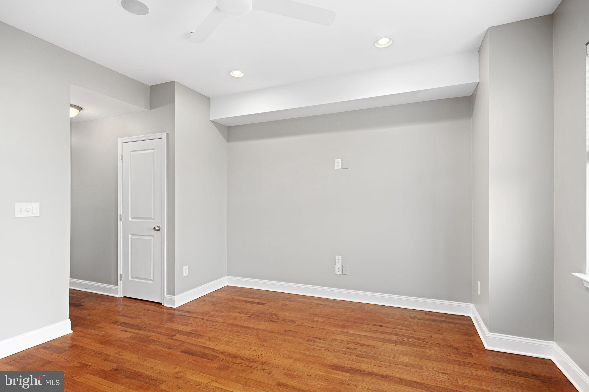 GRADUATE HOSPITAL - Residential