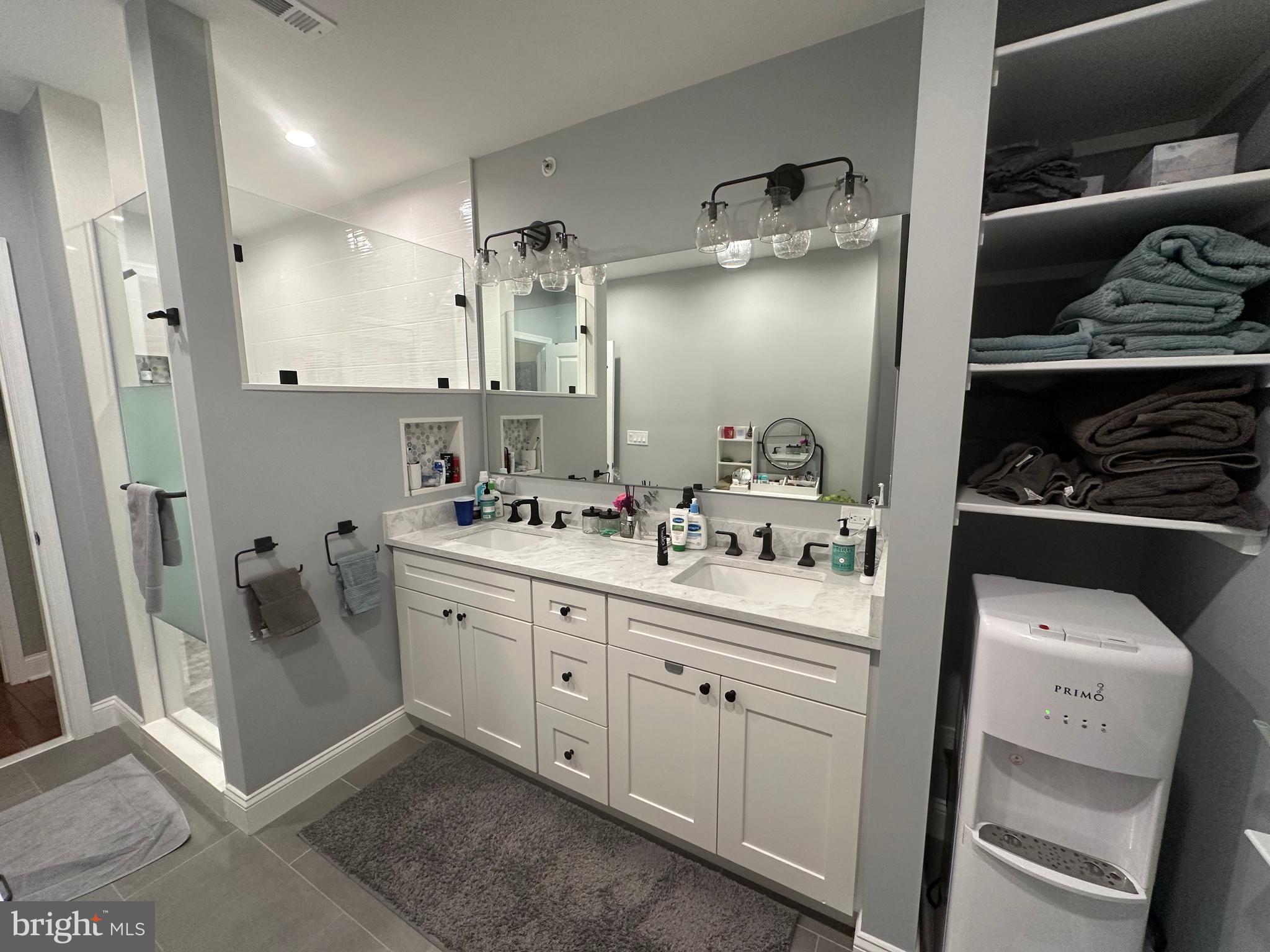 GRADUATE HOSPITAL - Residential