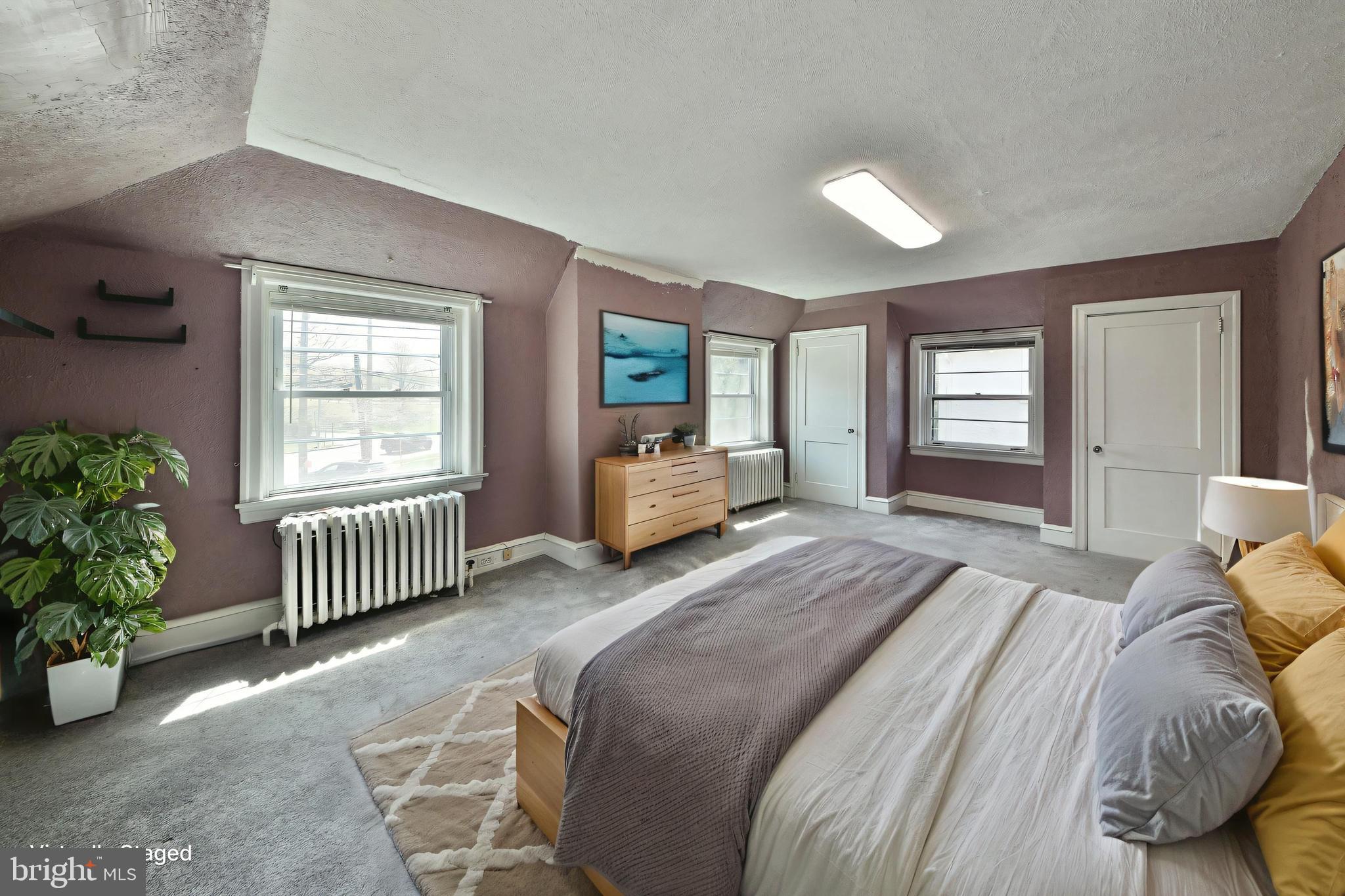 CHELTENHAM VIL - Residential