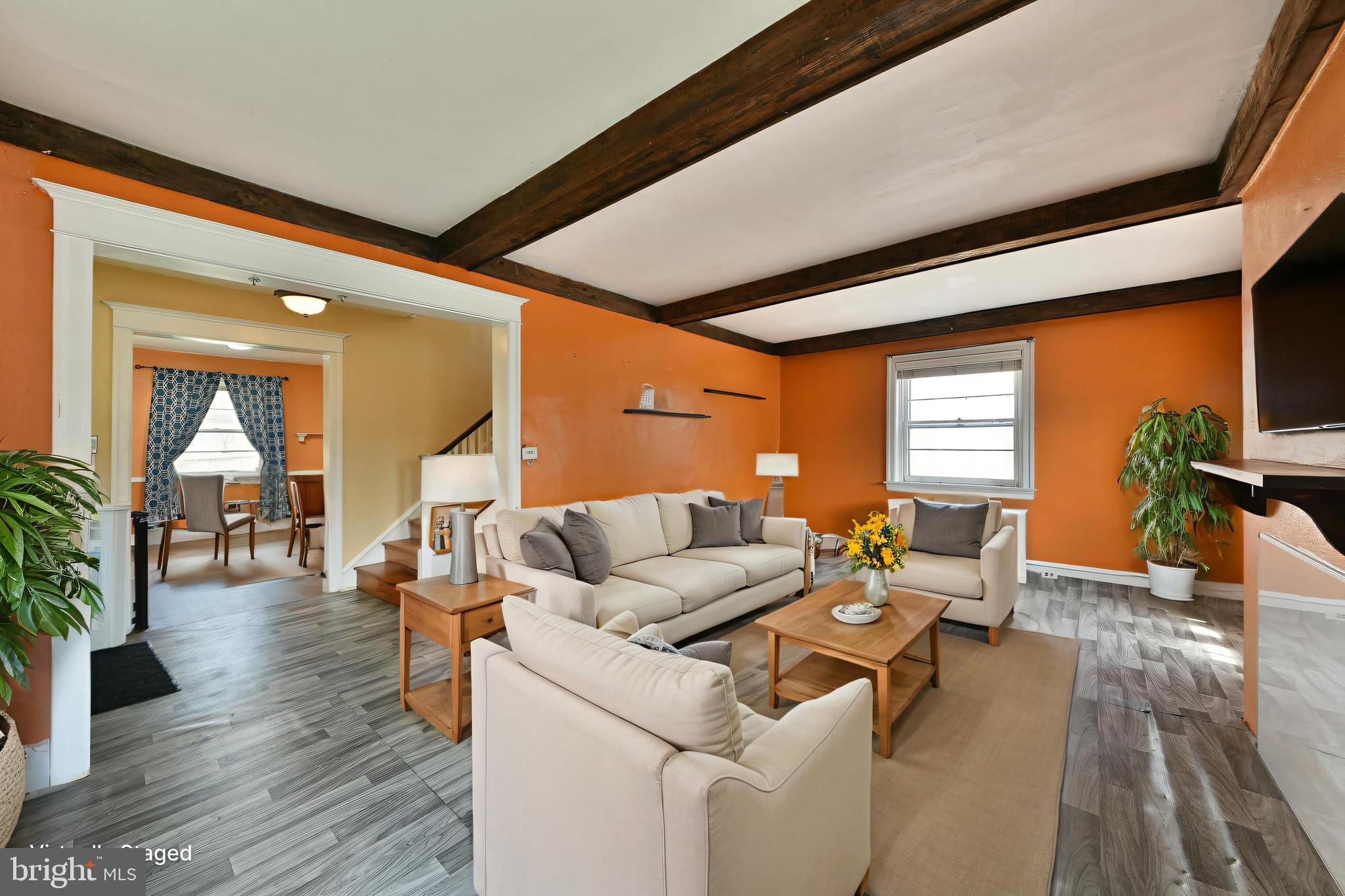 CHELTENHAM VIL - Residential