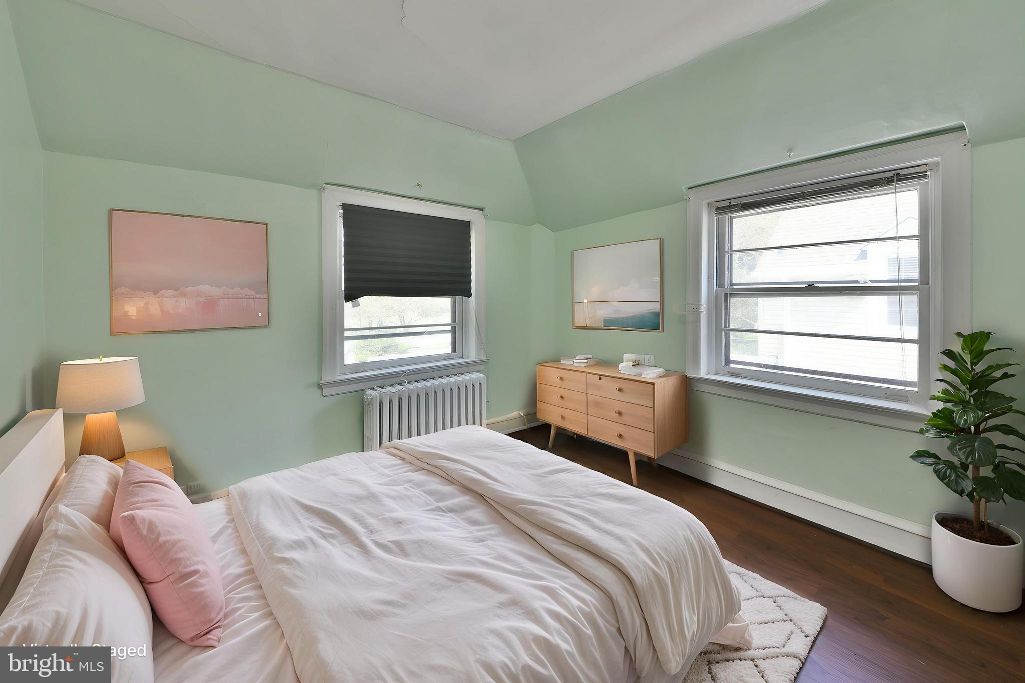 CHELTENHAM VIL - Residential