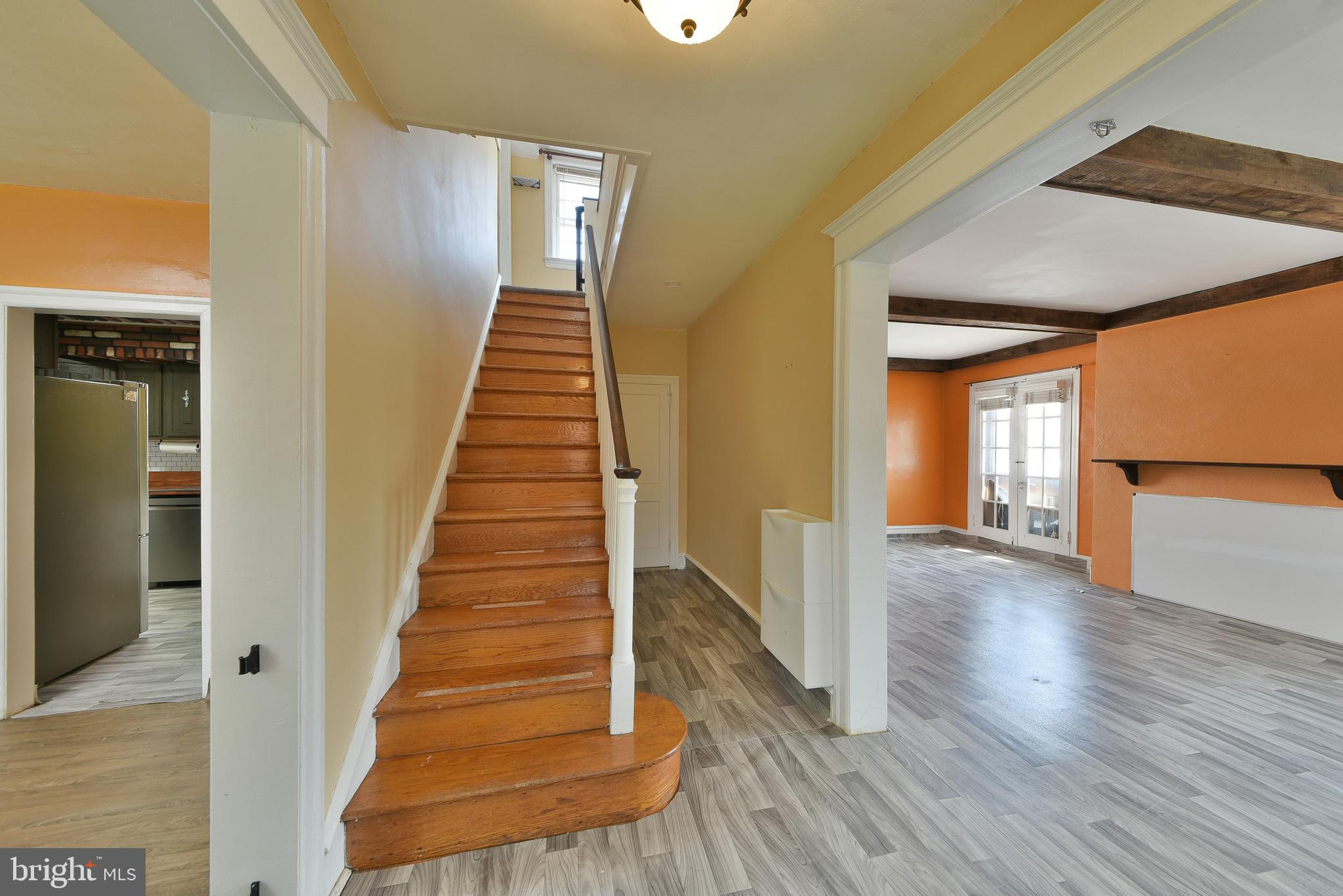 CHELTENHAM VIL - Residential