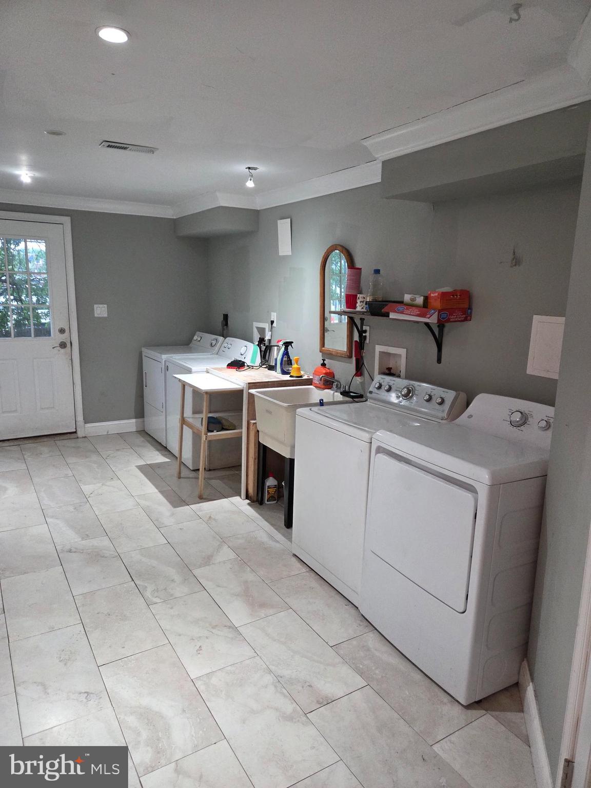 SOMERTON - Residential Lease