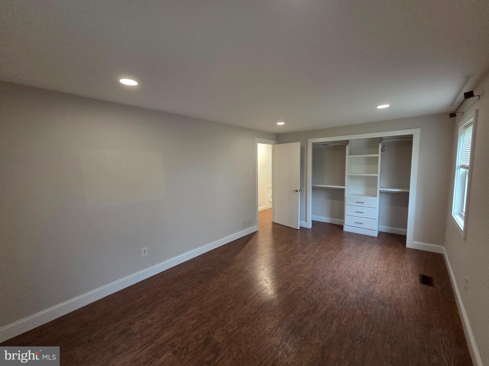 SOMERTON - Residential Lease