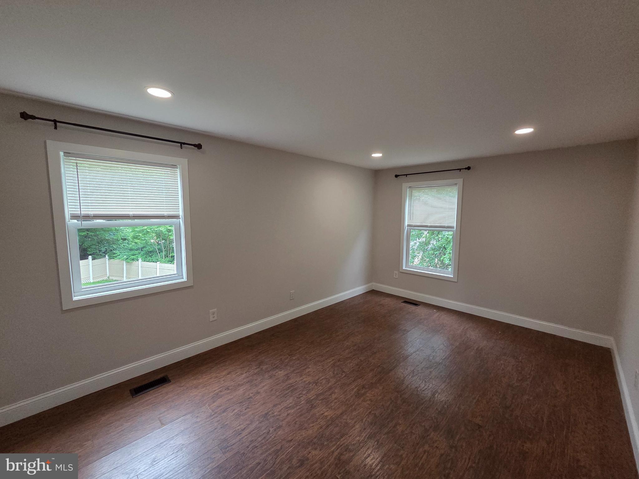 SOMERTON - Residential Lease