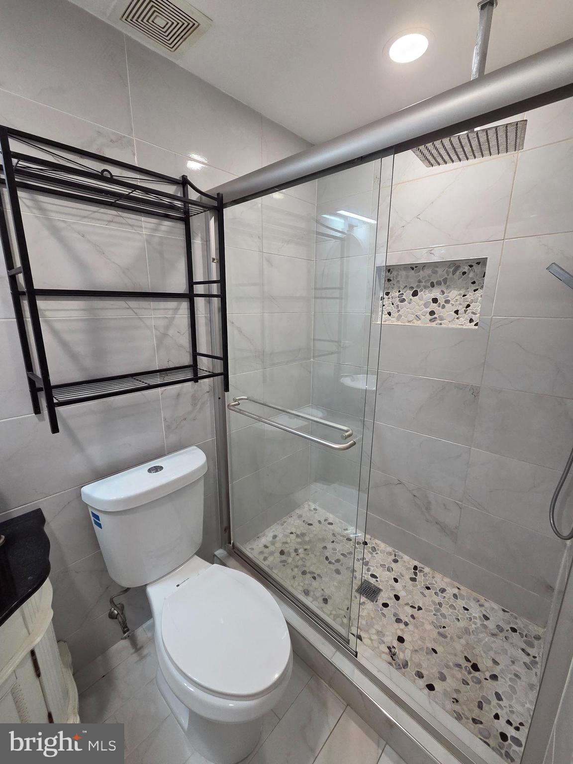 SOMERTON - Residential Lease