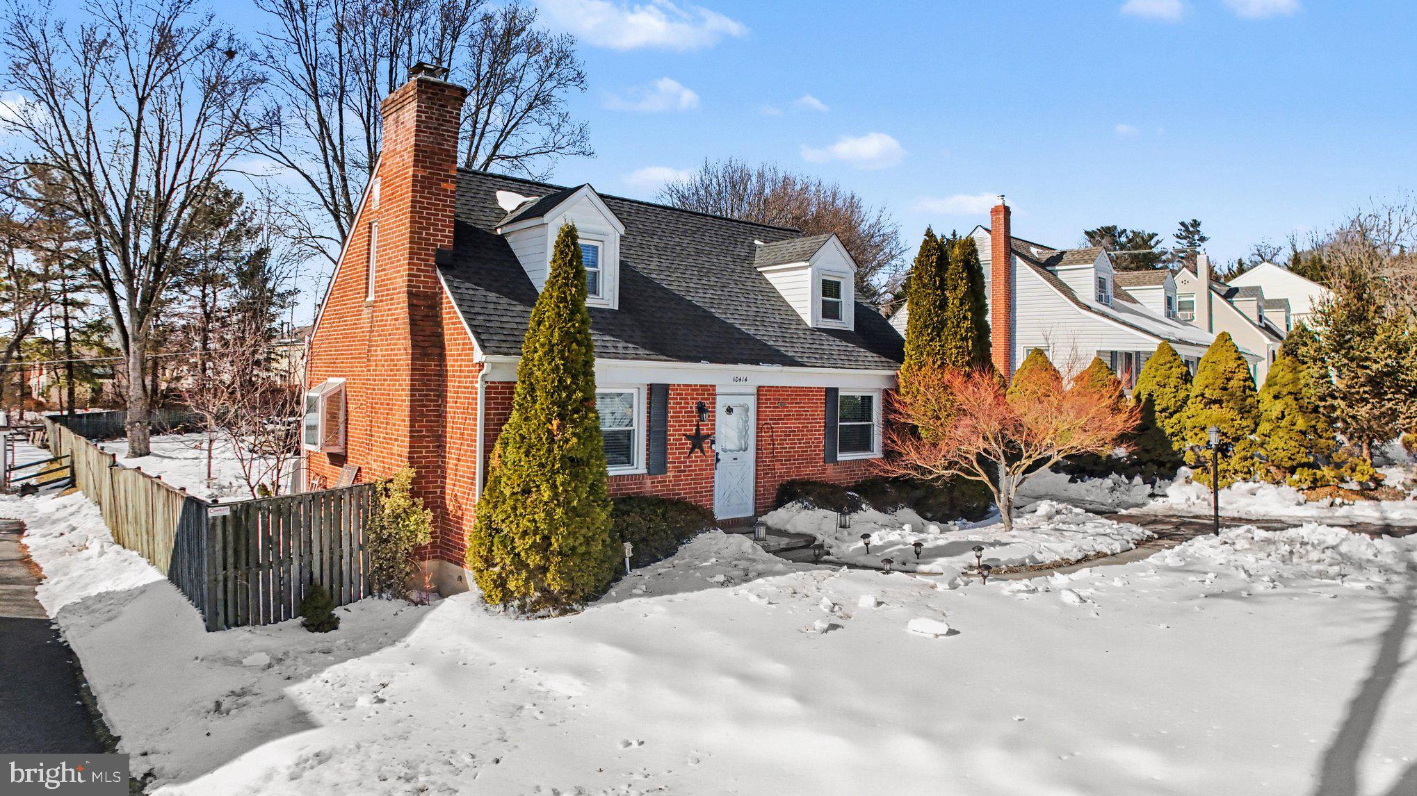 GREENTOP MANOR - Residential