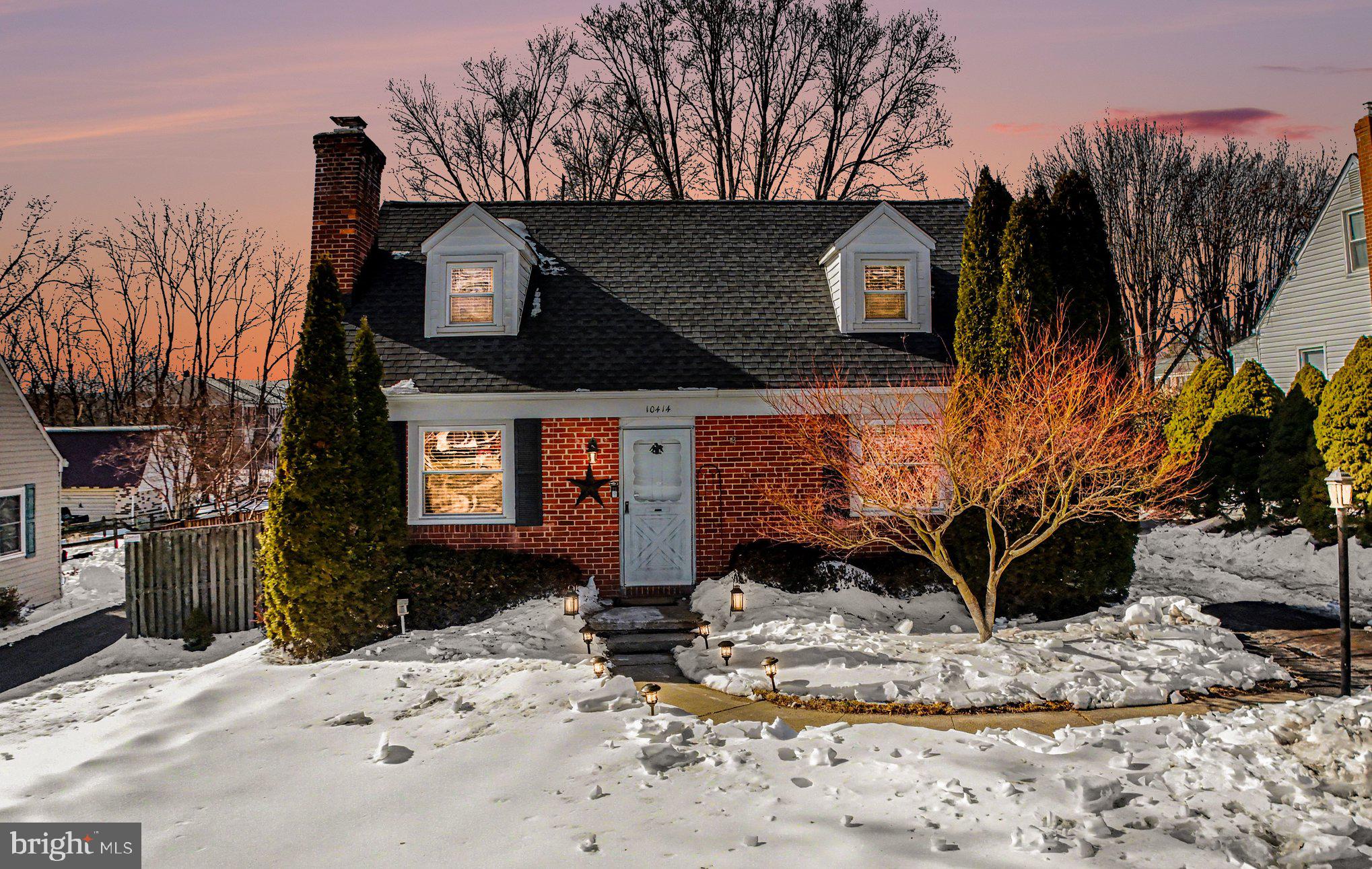 GREENTOP MANOR - Residential