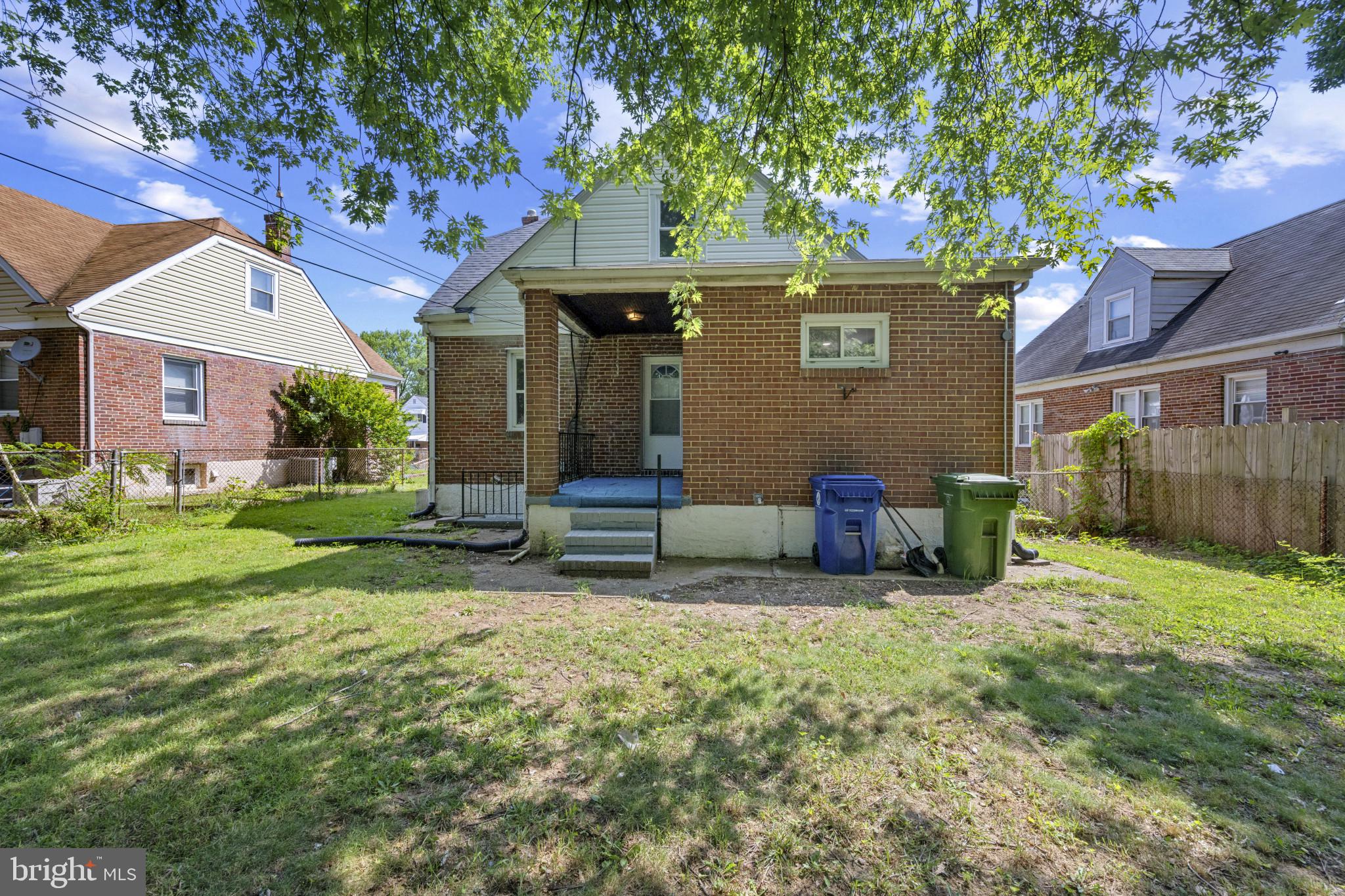 FRANKFORD - Residential