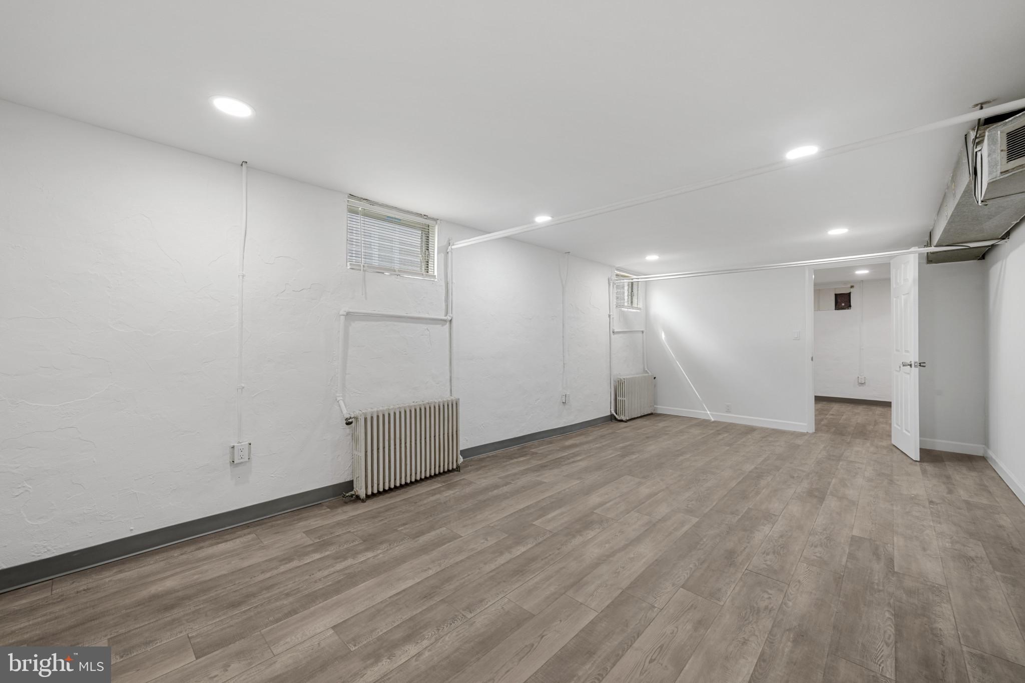 FRANKFORD - Residential