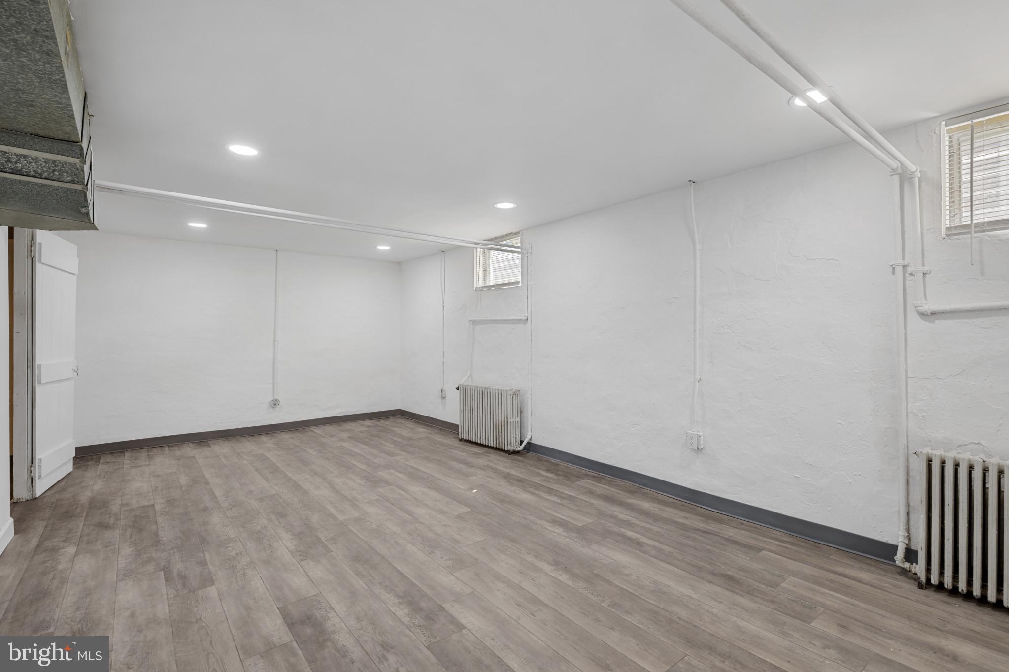 FRANKFORD - Residential