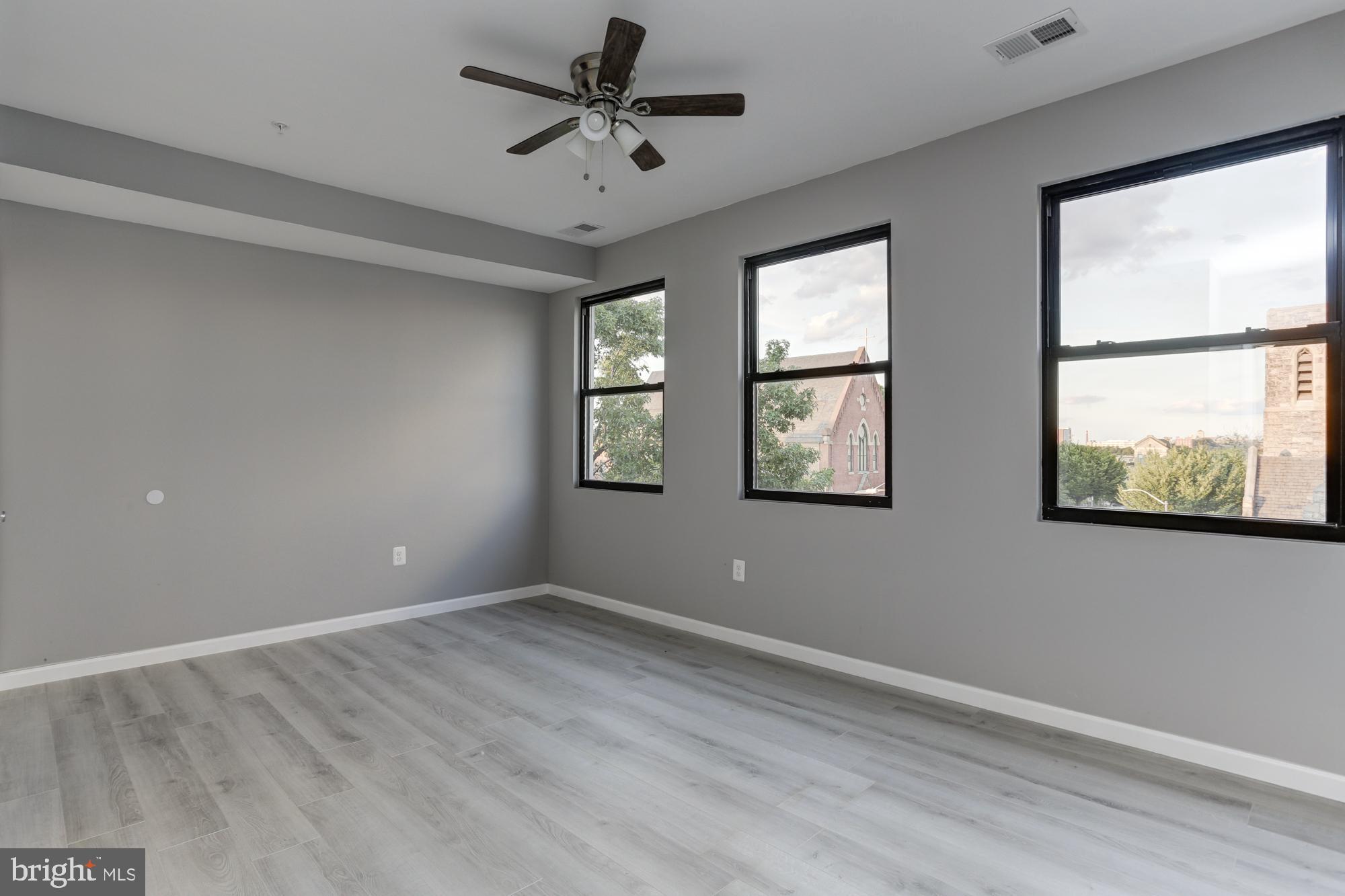 HIGHLANDTOWN - Residential Lease