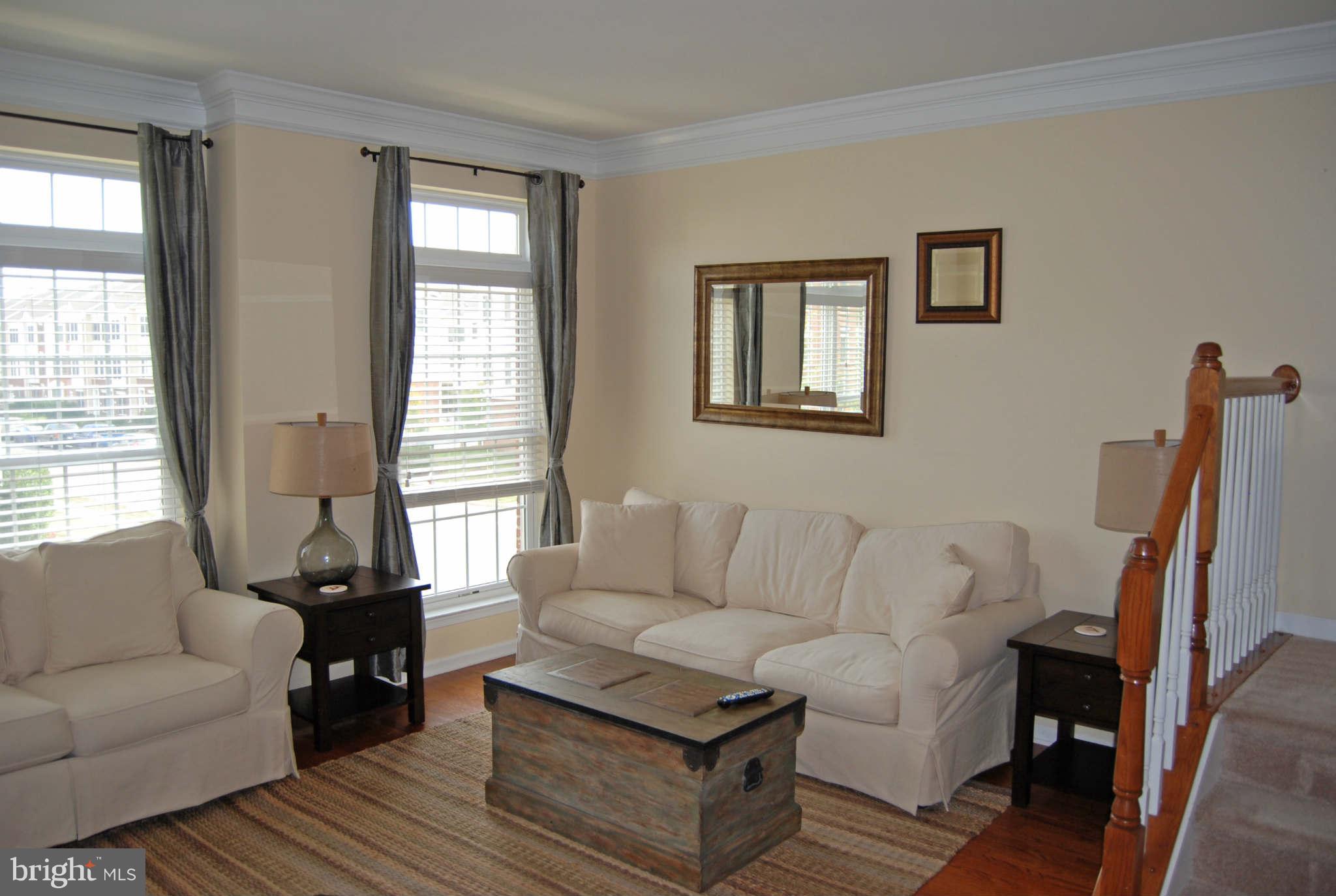 SOUTH RIDING - Residential