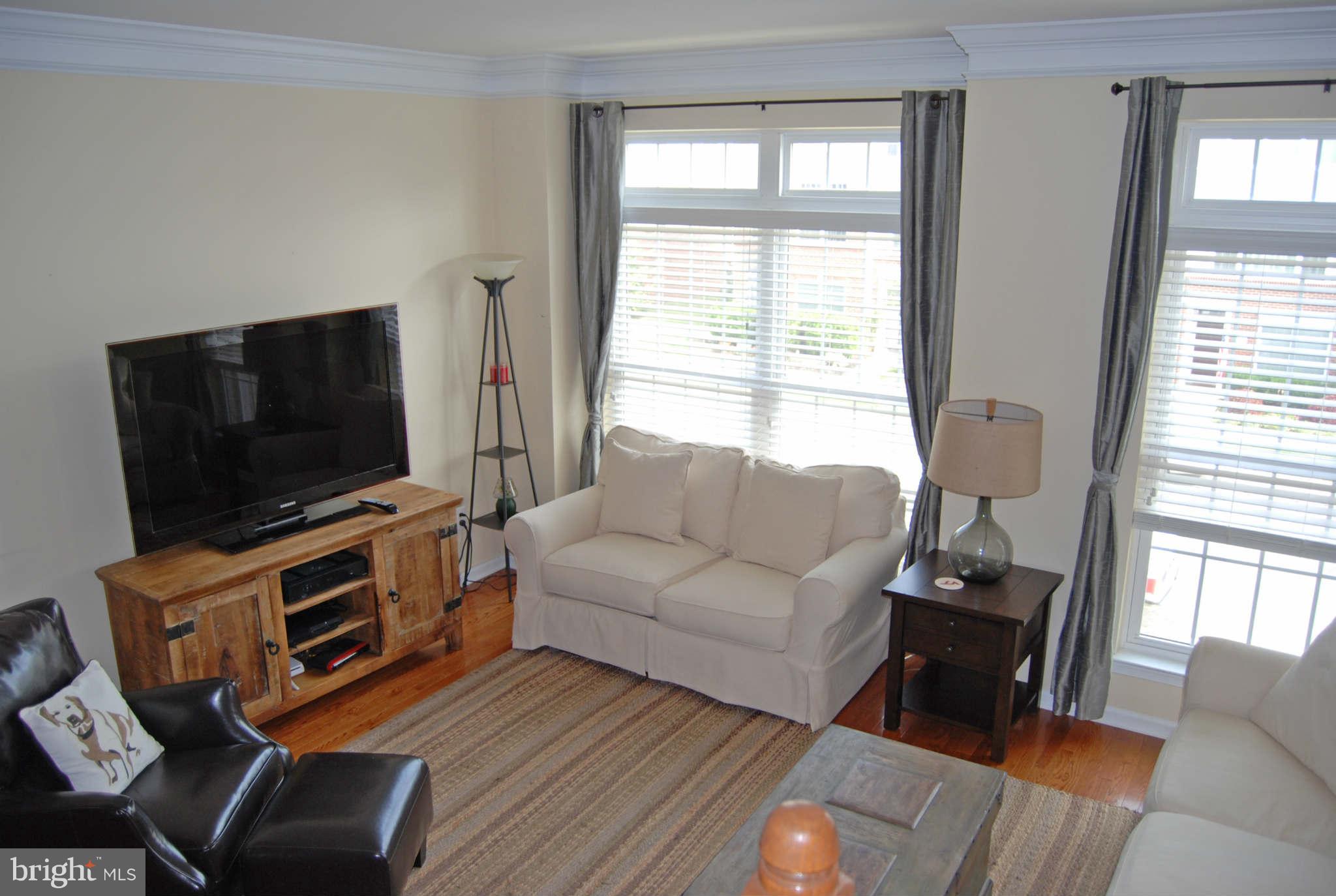 SOUTH RIDING - Residential