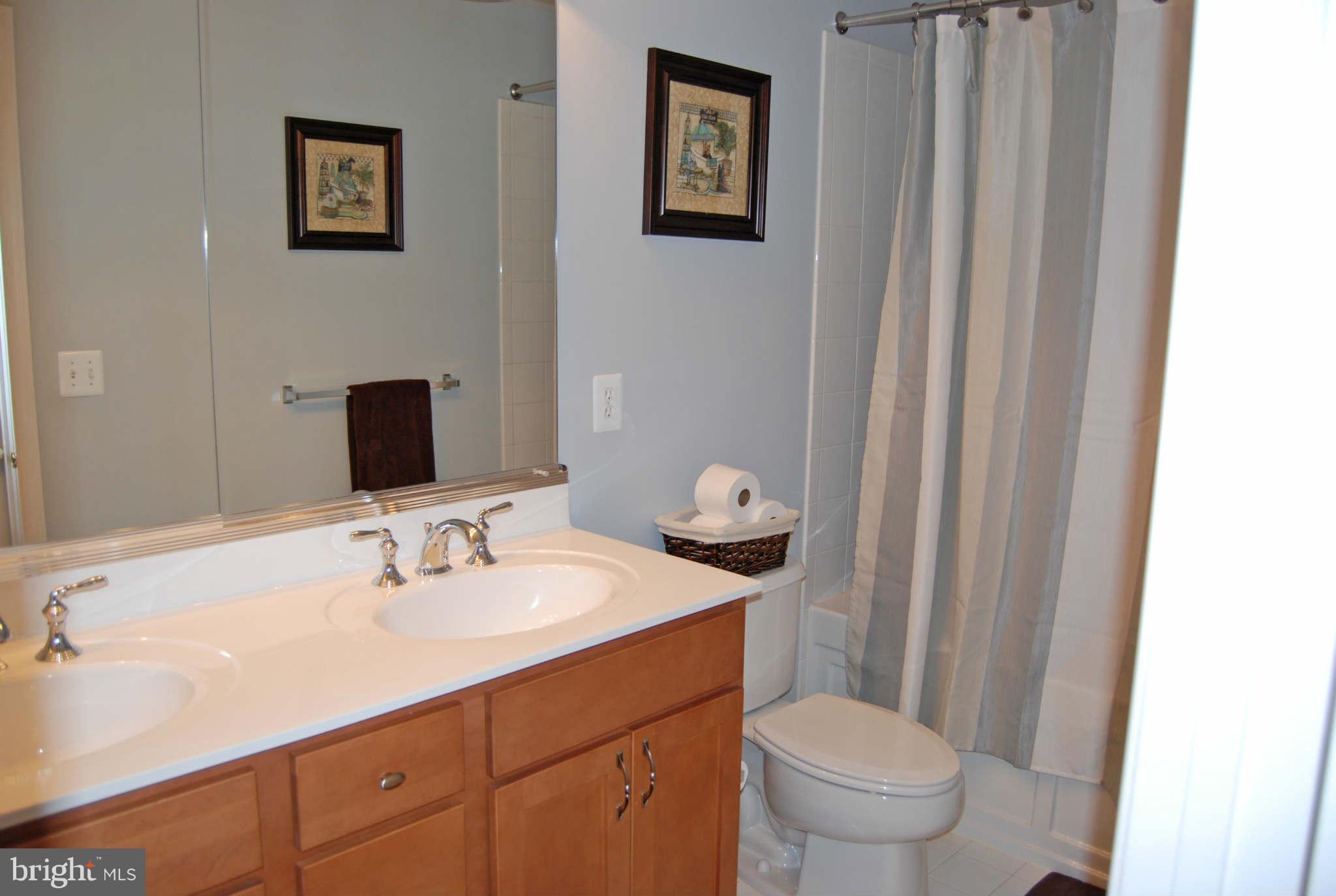 SOUTH RIDING - Residential