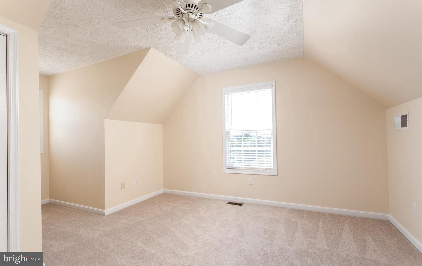 BEULAH LAND - Residential