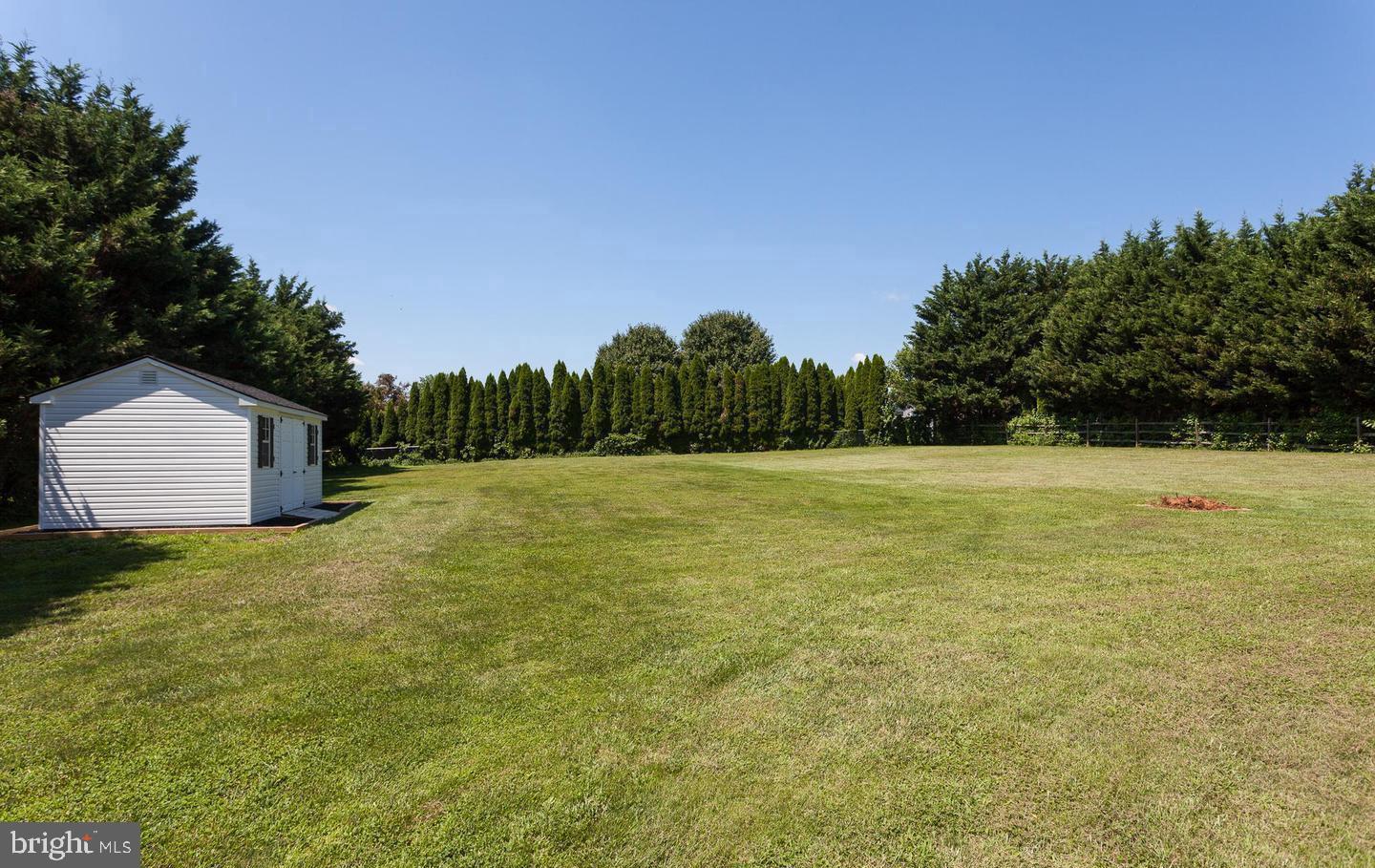 BEULAH LAND - Residential