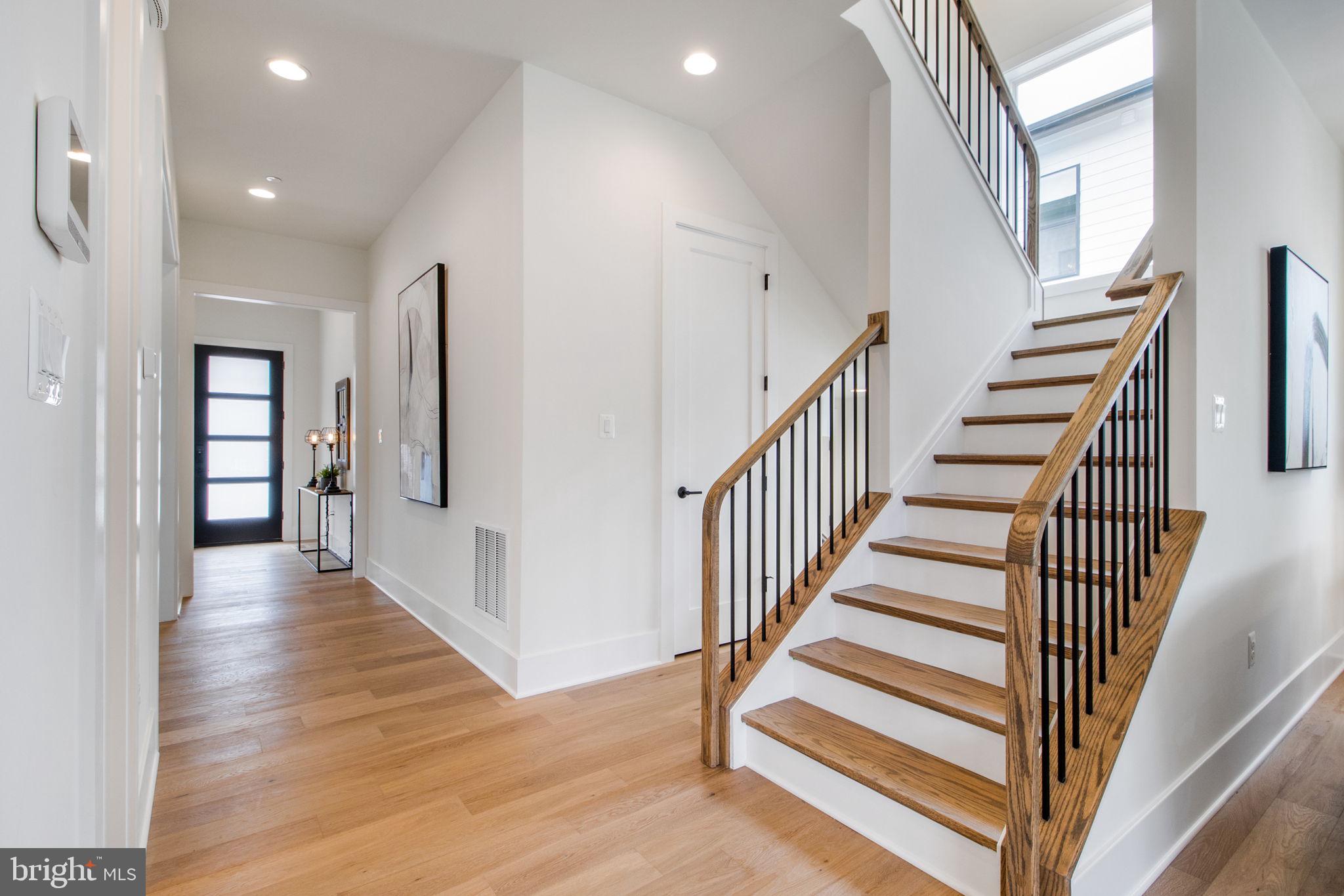 CHEVY CHASE COMMONS - Residential