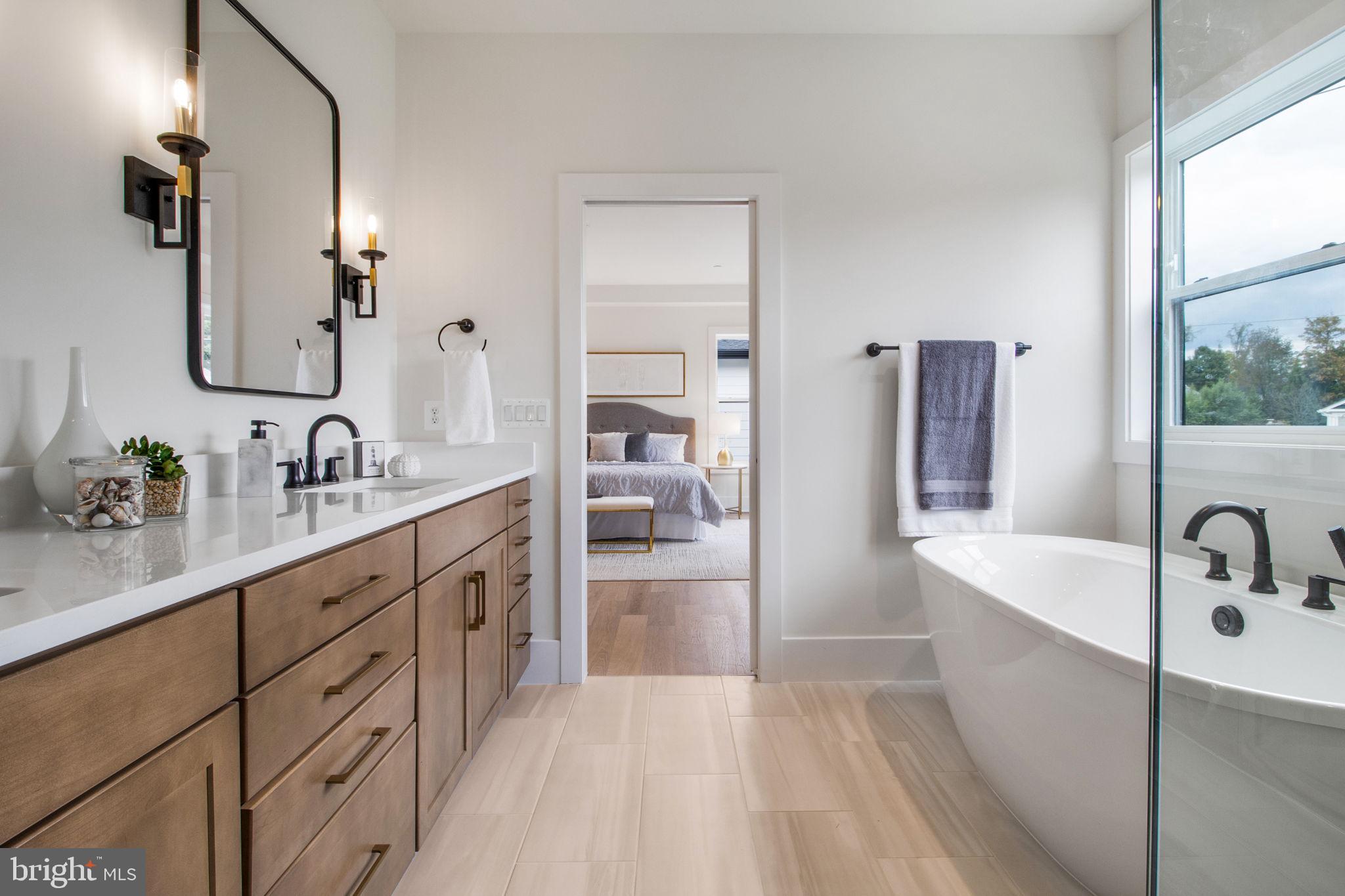 CHEVY CHASE COMMONS - Residential