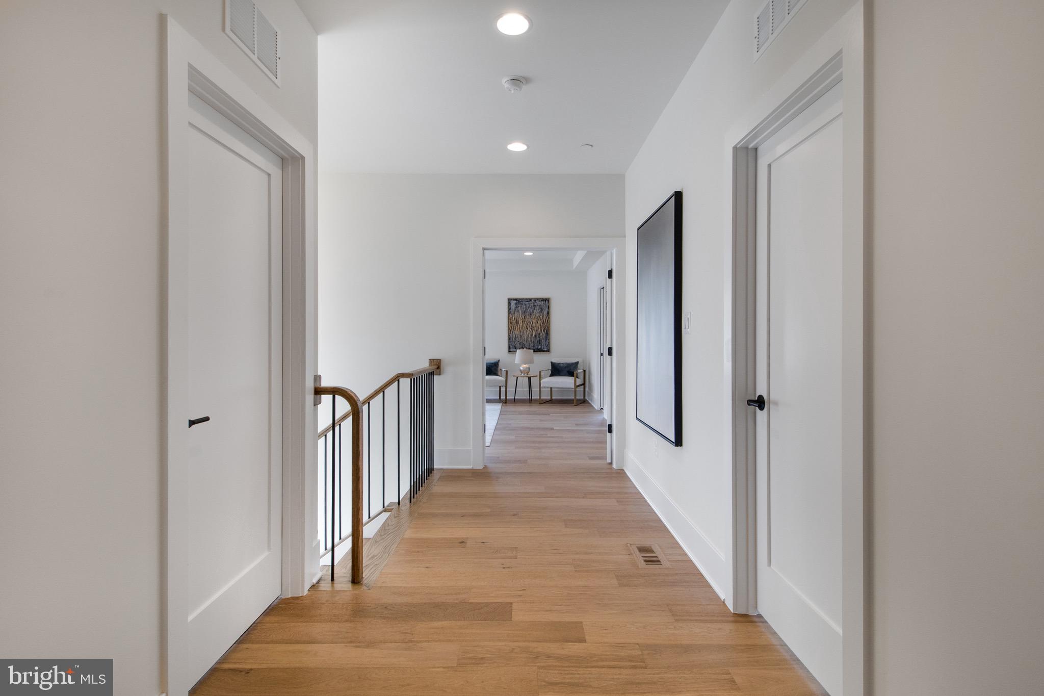 CHEVY CHASE COMMONS - Residential