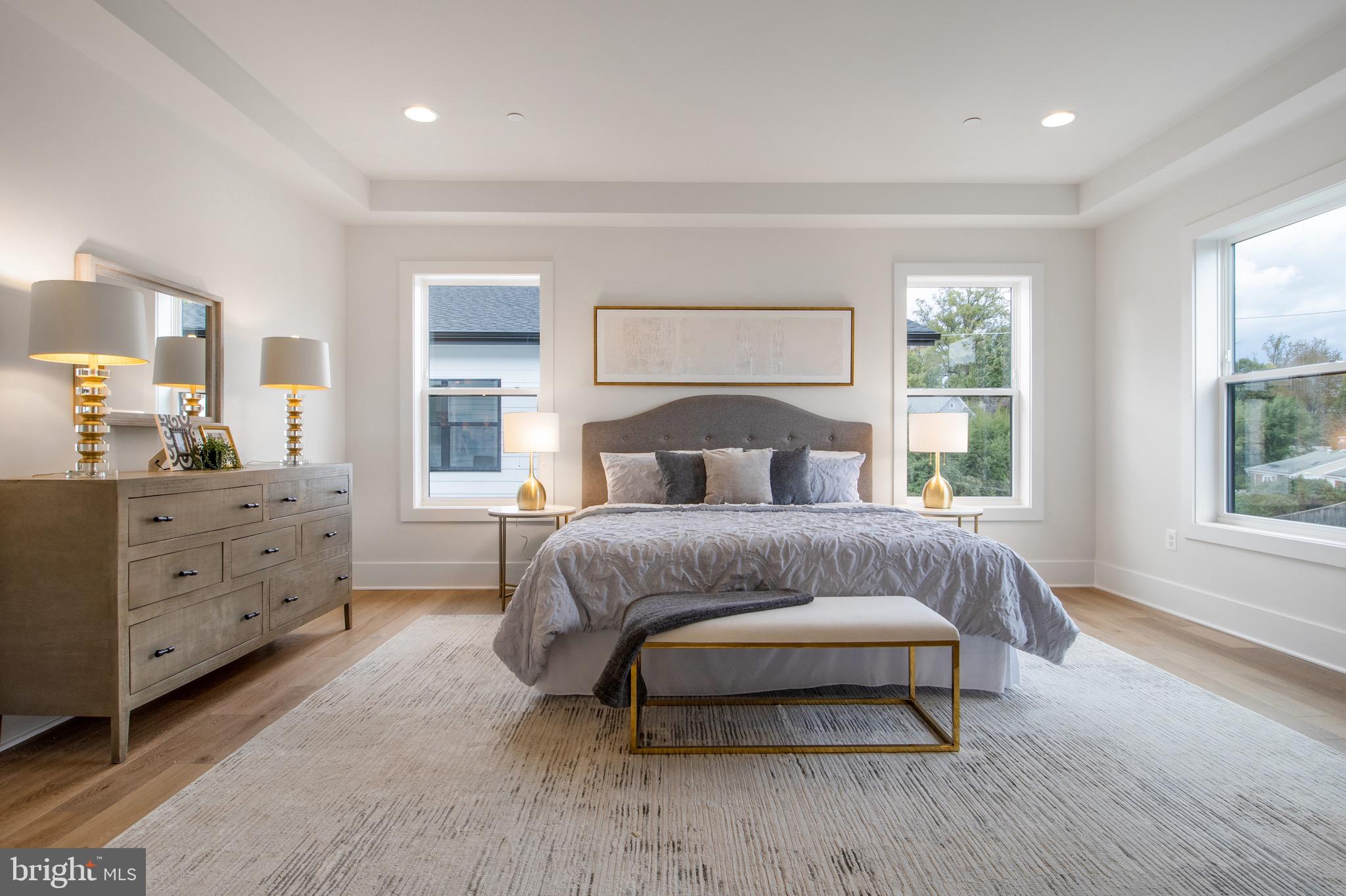 CHEVY CHASE COMMONS - Residential