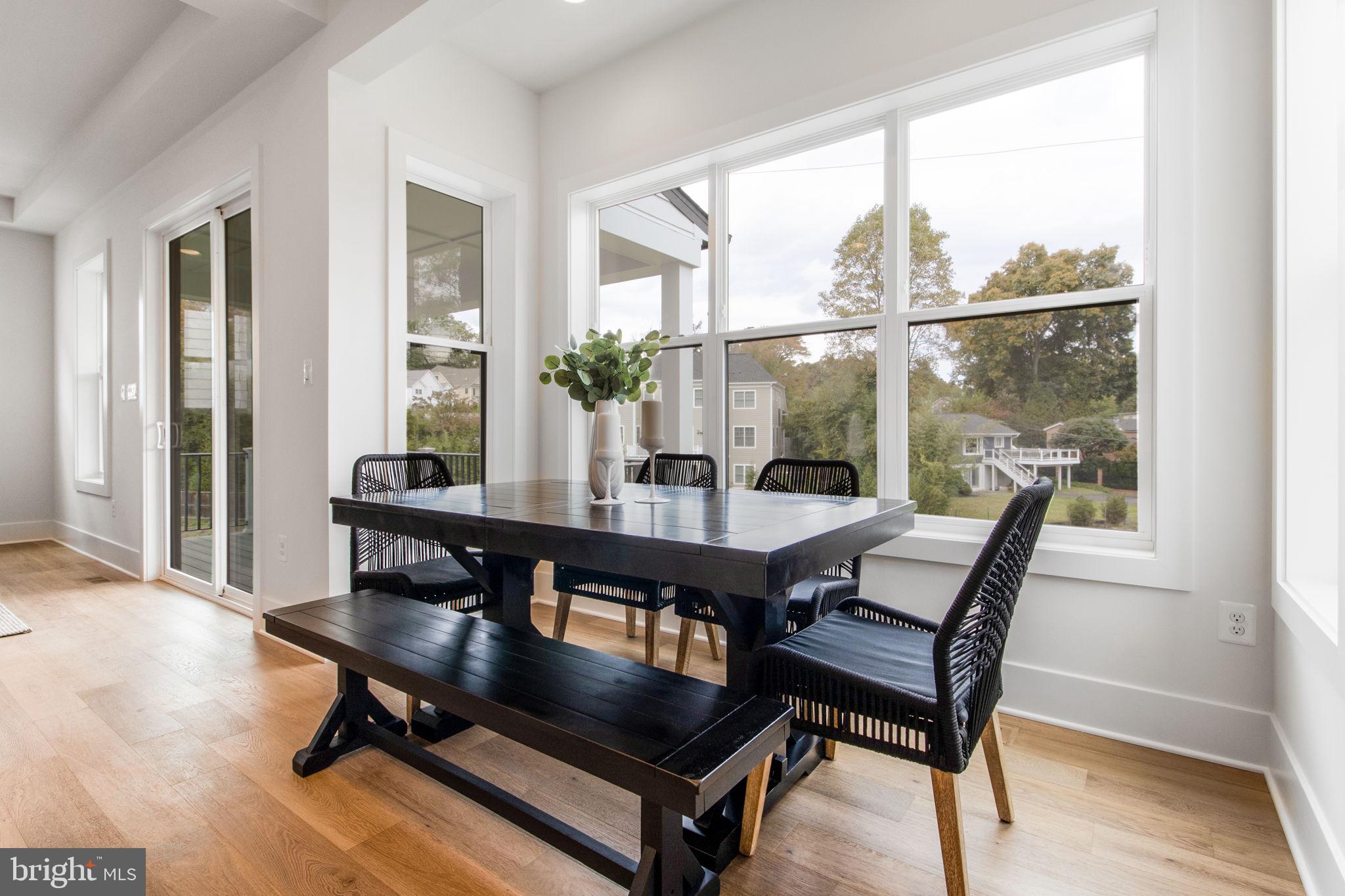 CHEVY CHASE COMMONS - Residential