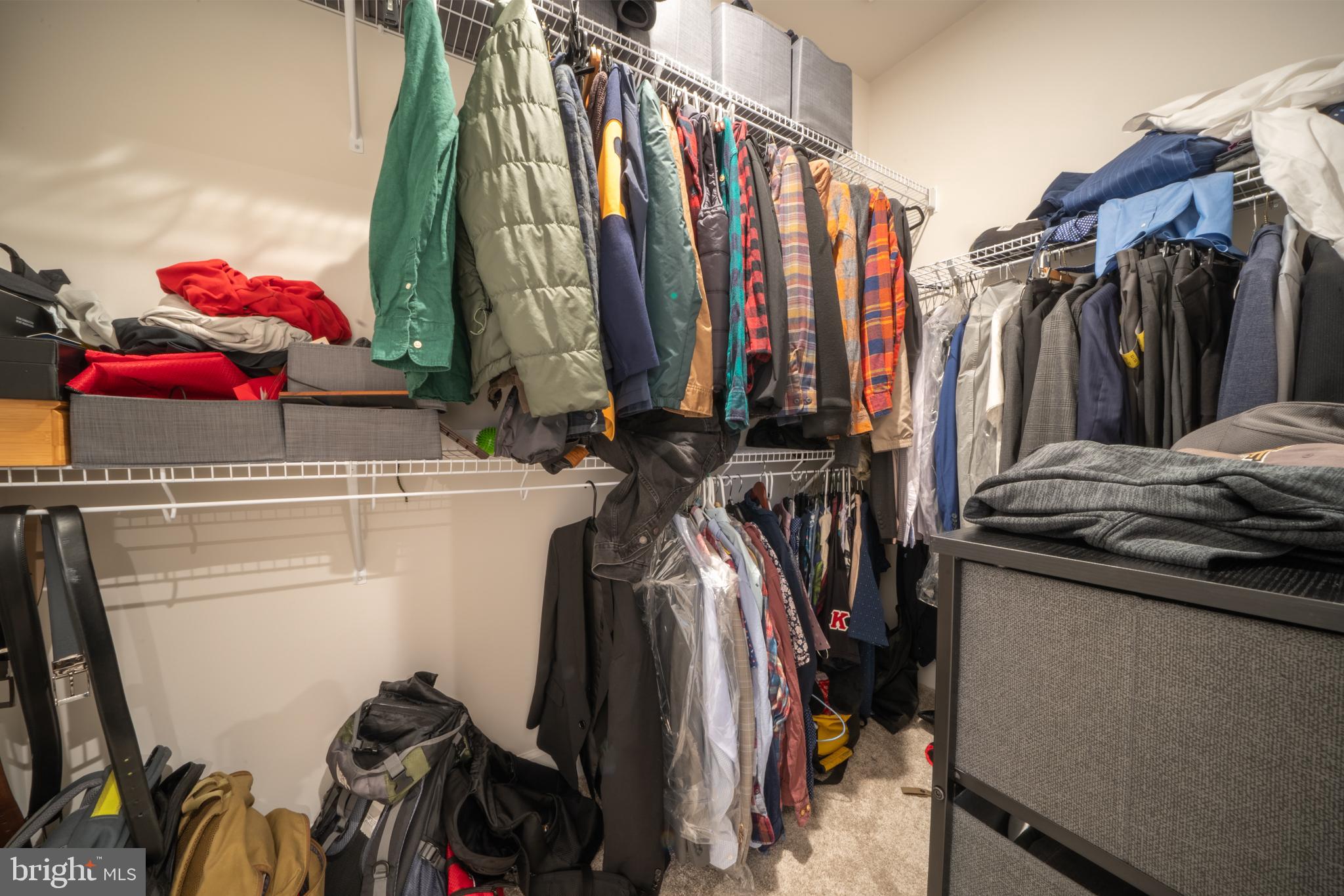 GATEWAY WEST - Residential Lease