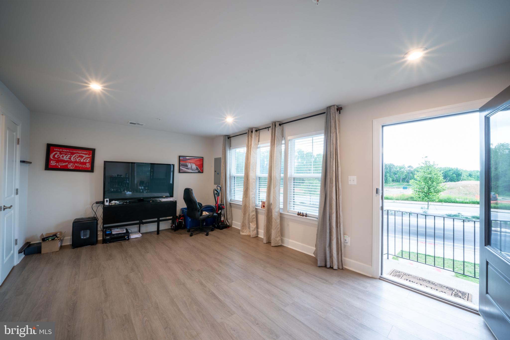 GATEWAY WEST - Residential Lease