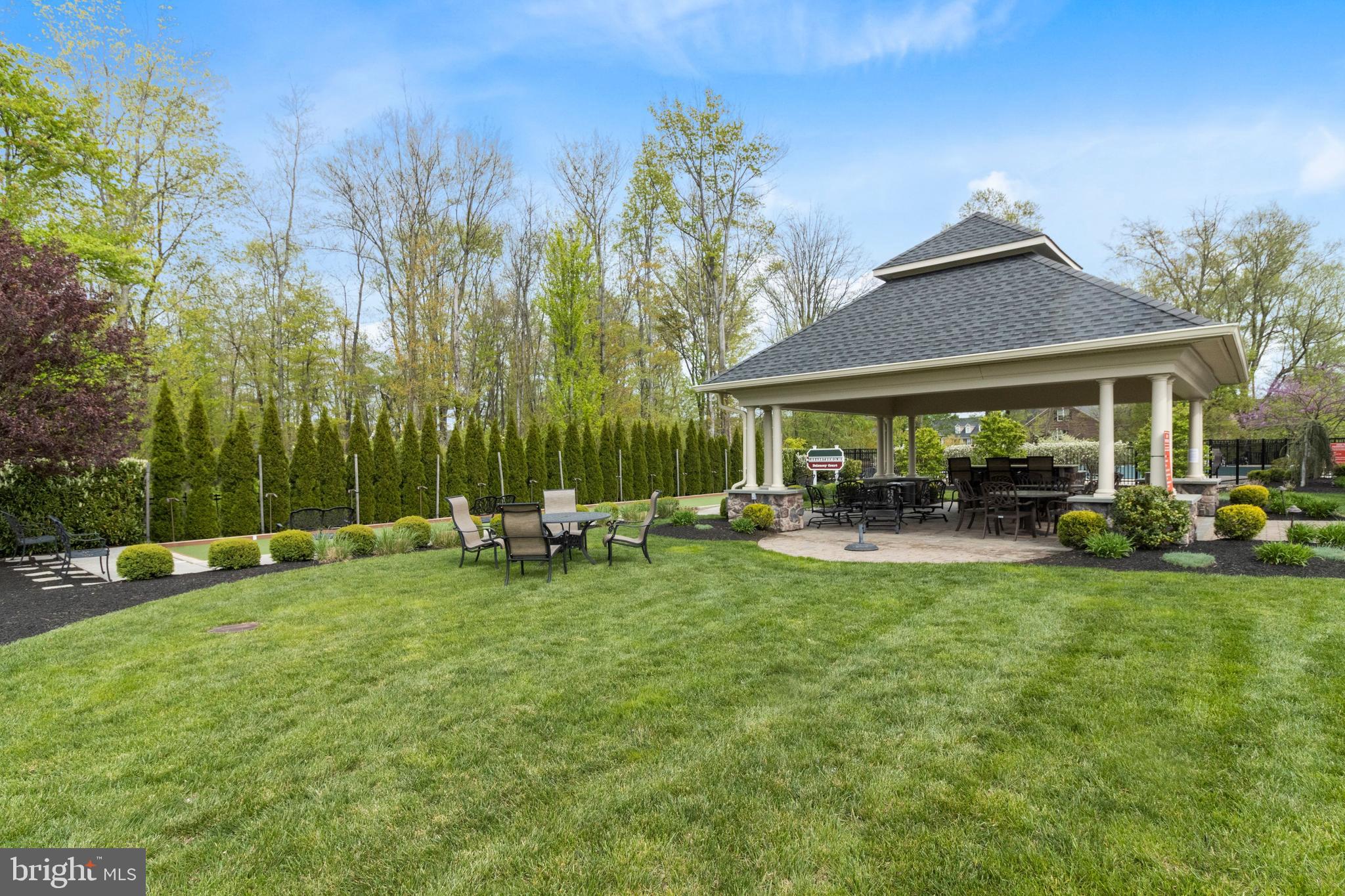 DELANCEY COURT - Residential