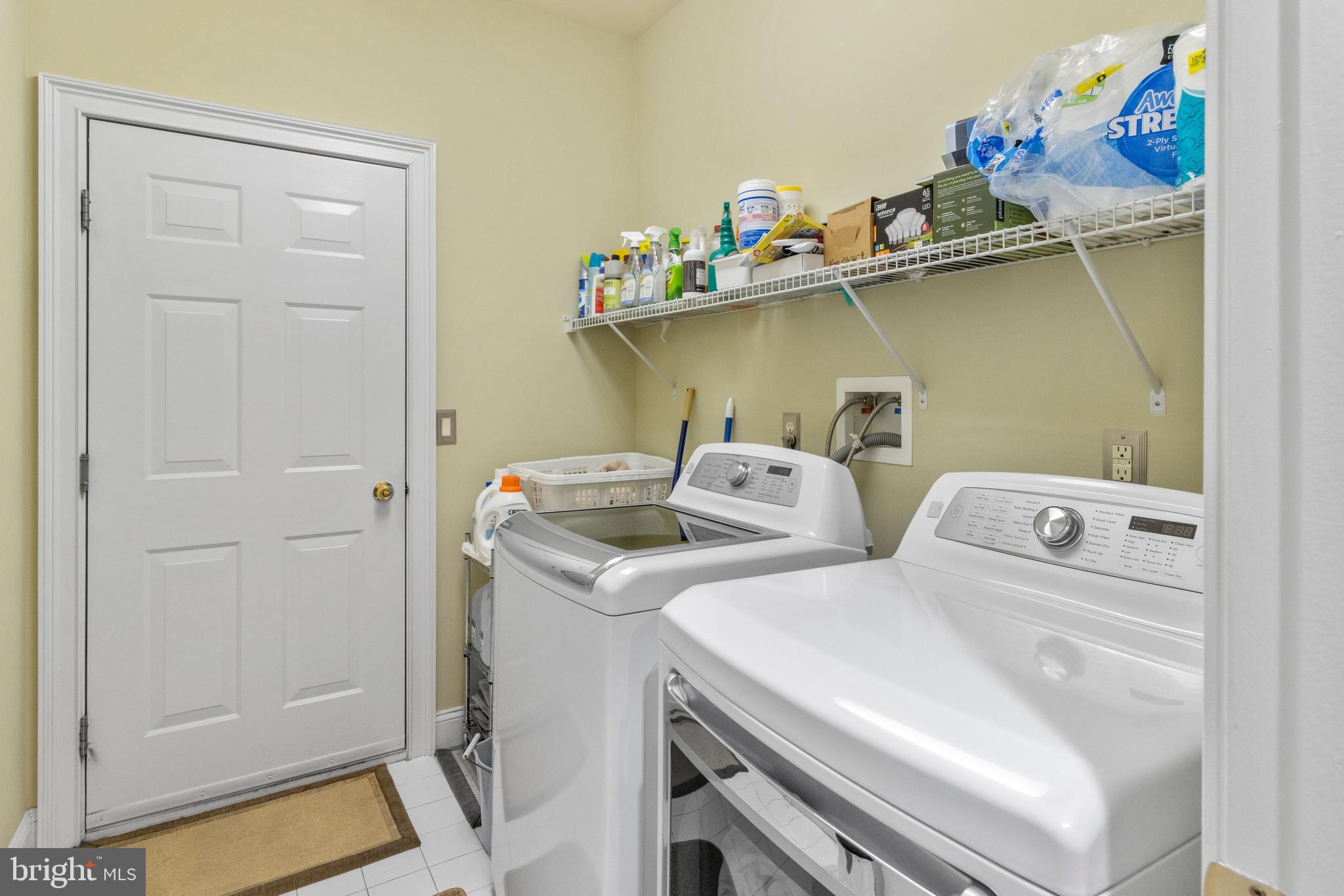 DELANCEY COURT - Residential