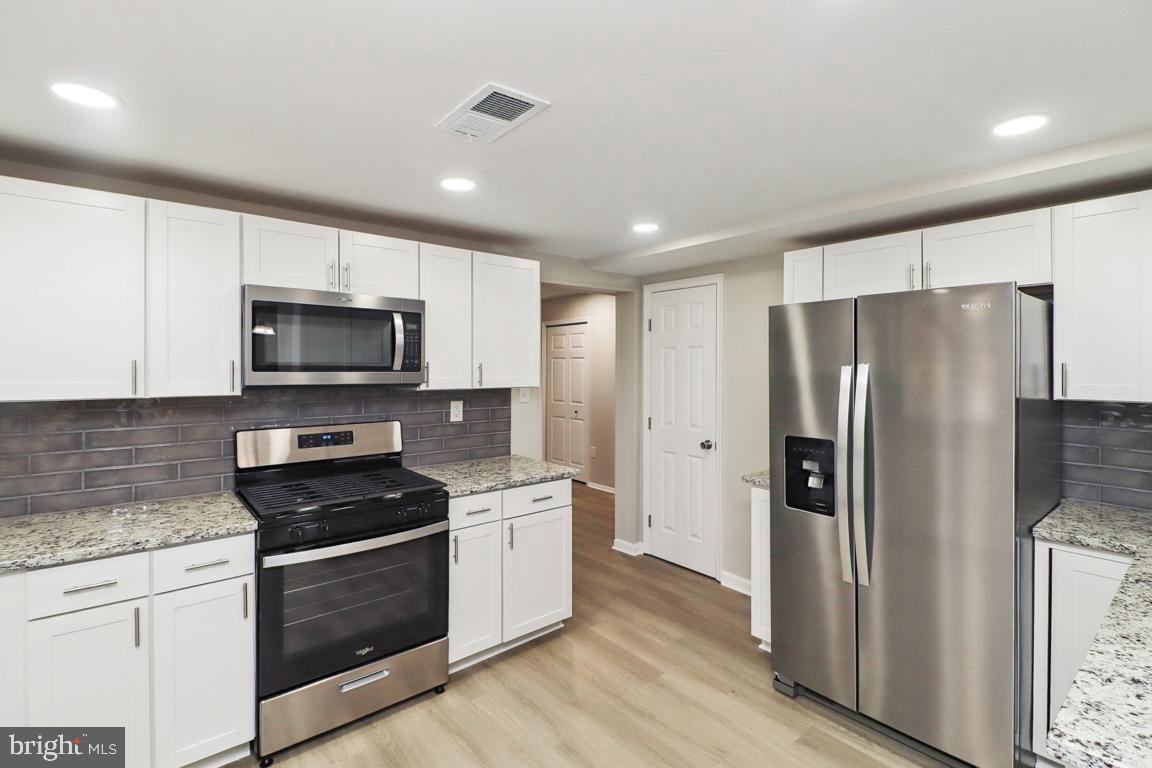 NORTH INDIAN HEAD ESTATES - Residential