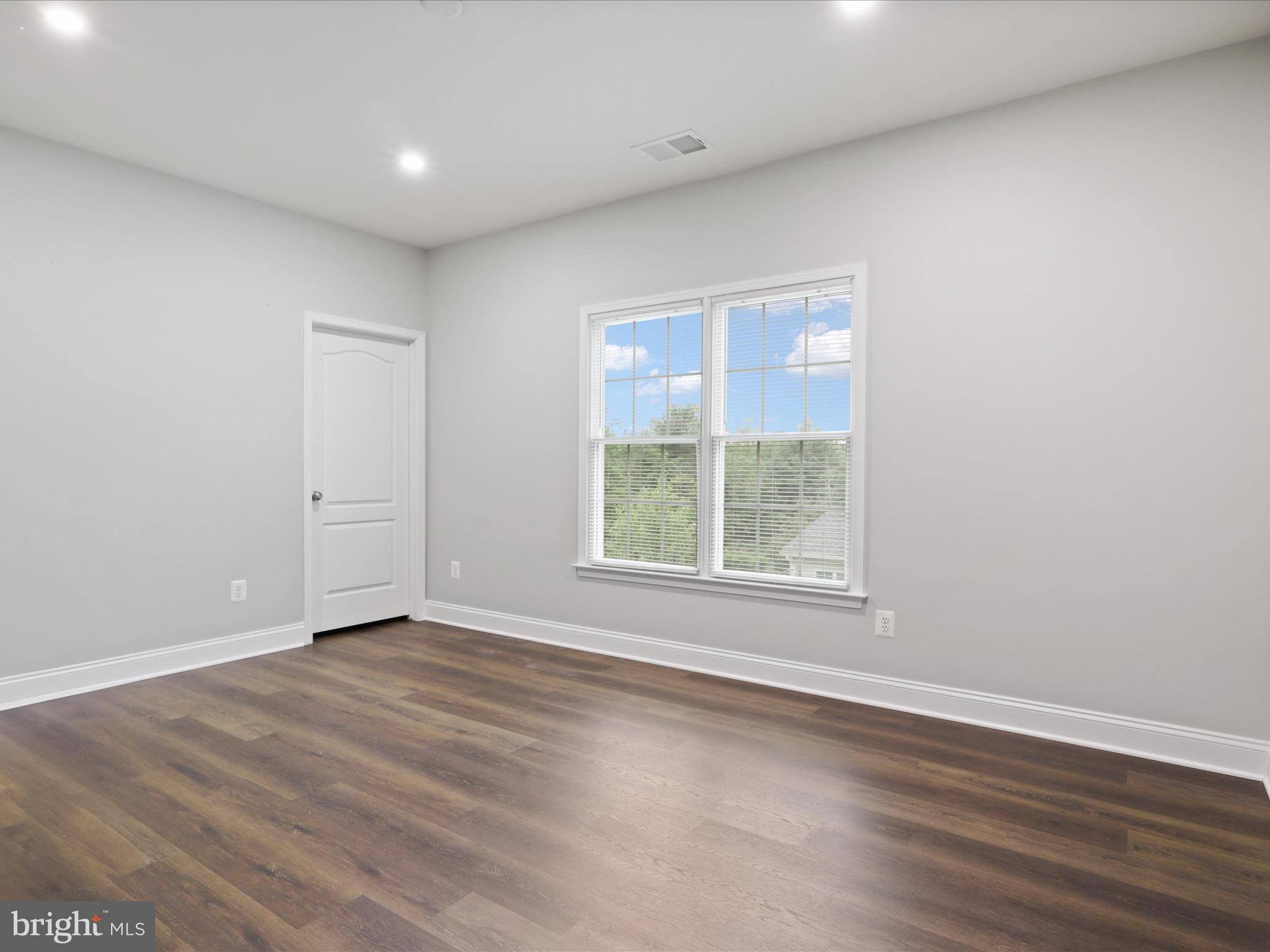 CEDAR HUNT - Residential