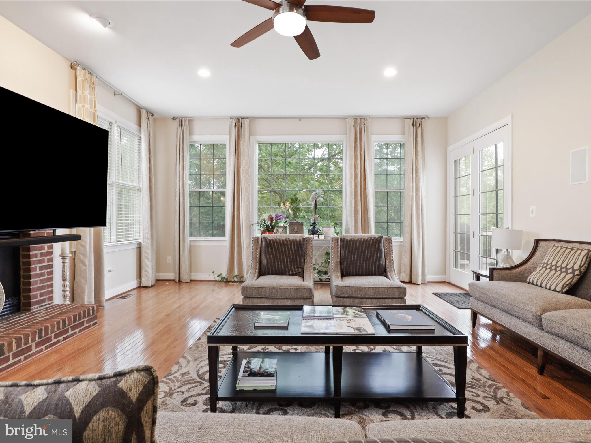 CEDAR HUNT - Residential