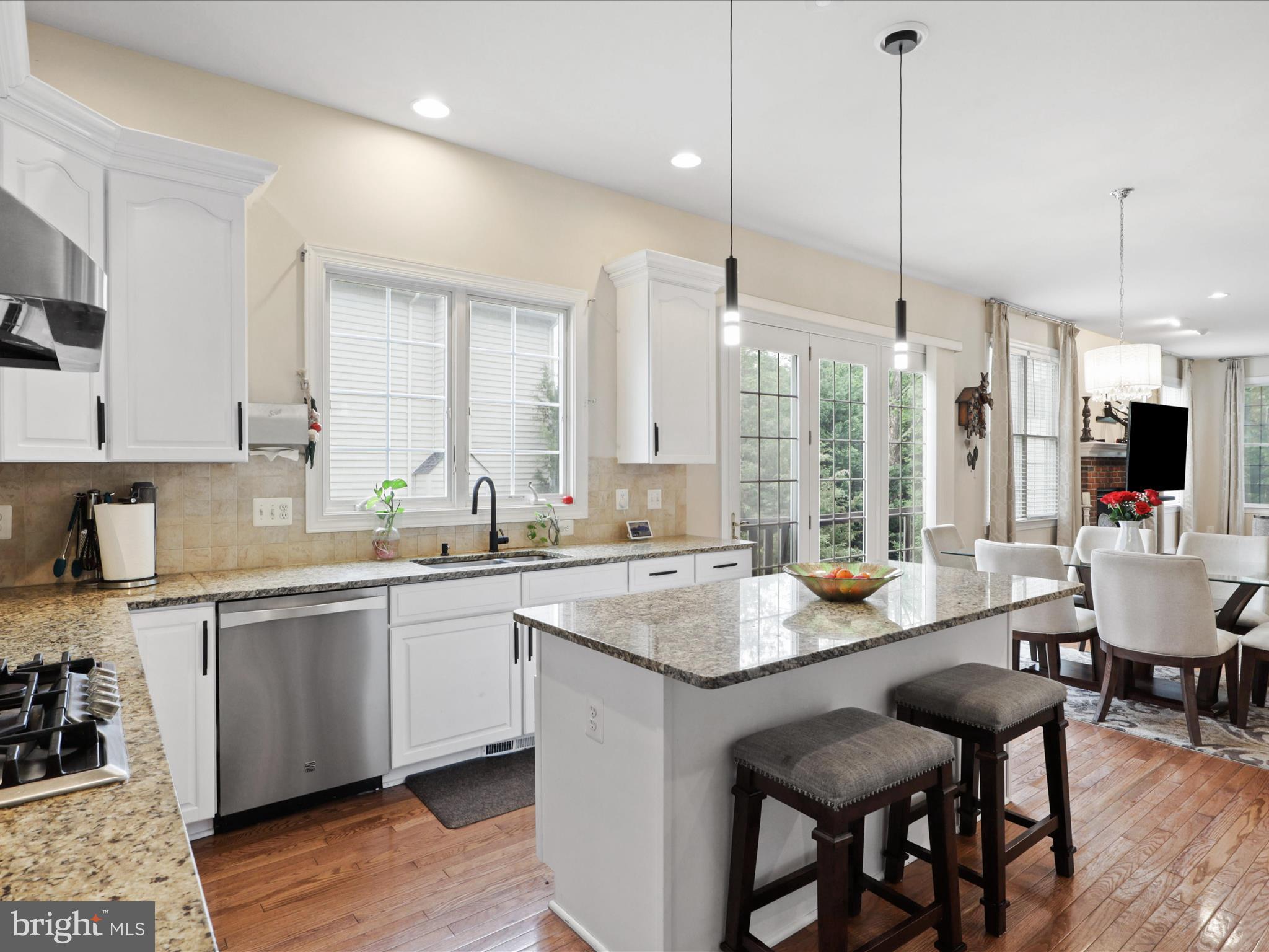 CEDAR HUNT - Residential