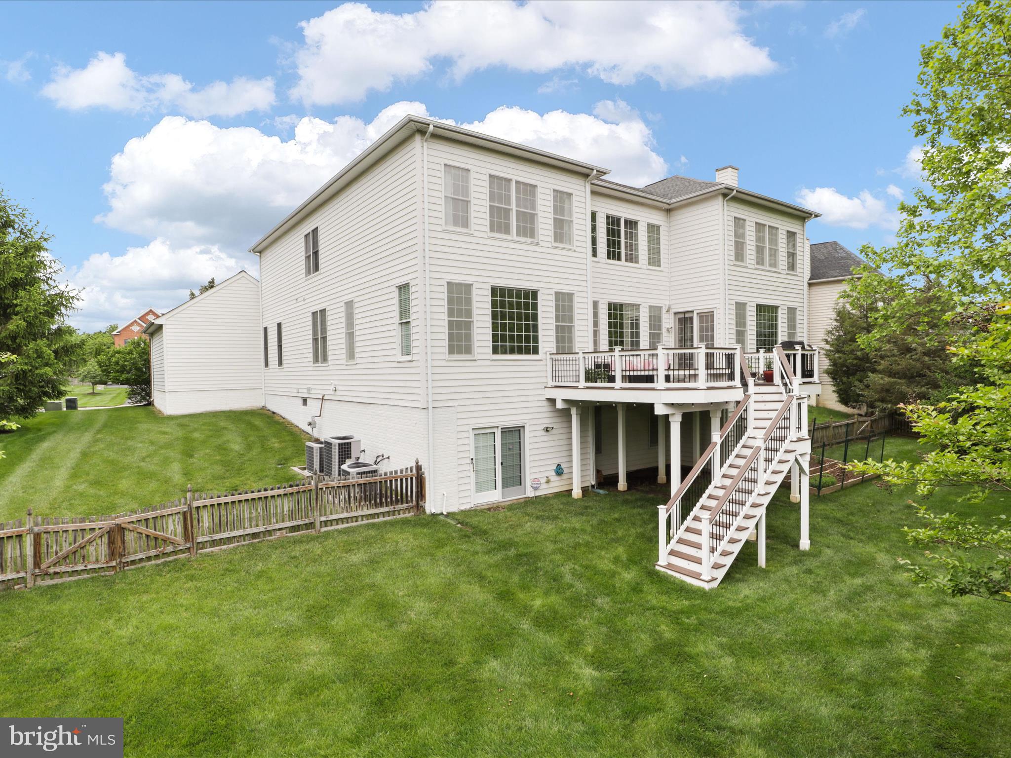 CEDAR HUNT - Residential