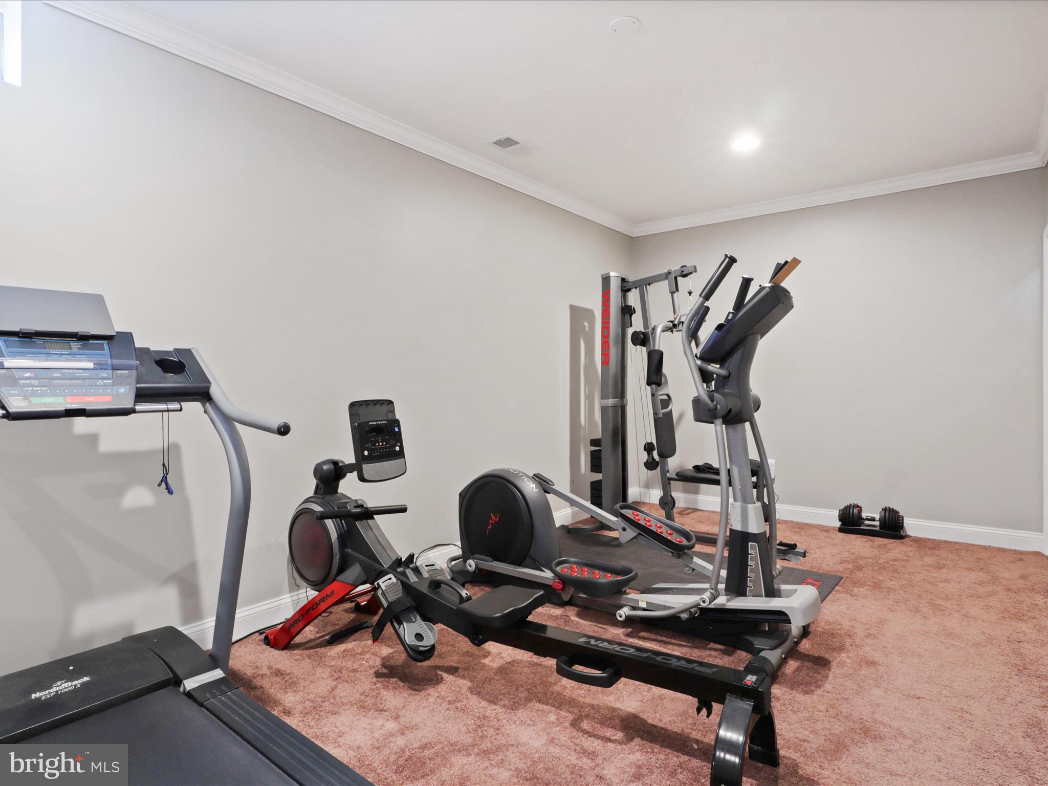 CEDAR HUNT - Residential