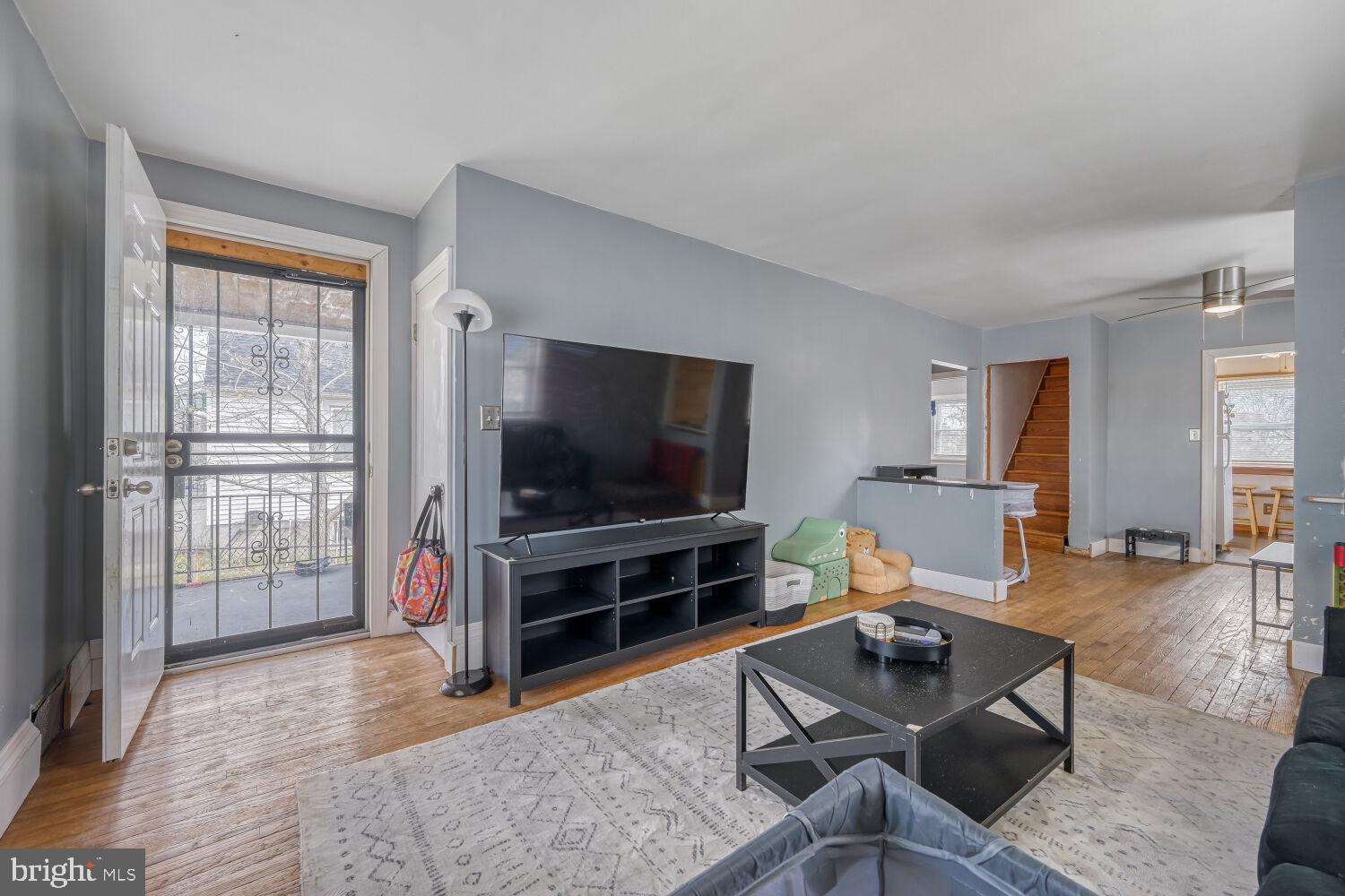 HAMILTON HILLS - Residential