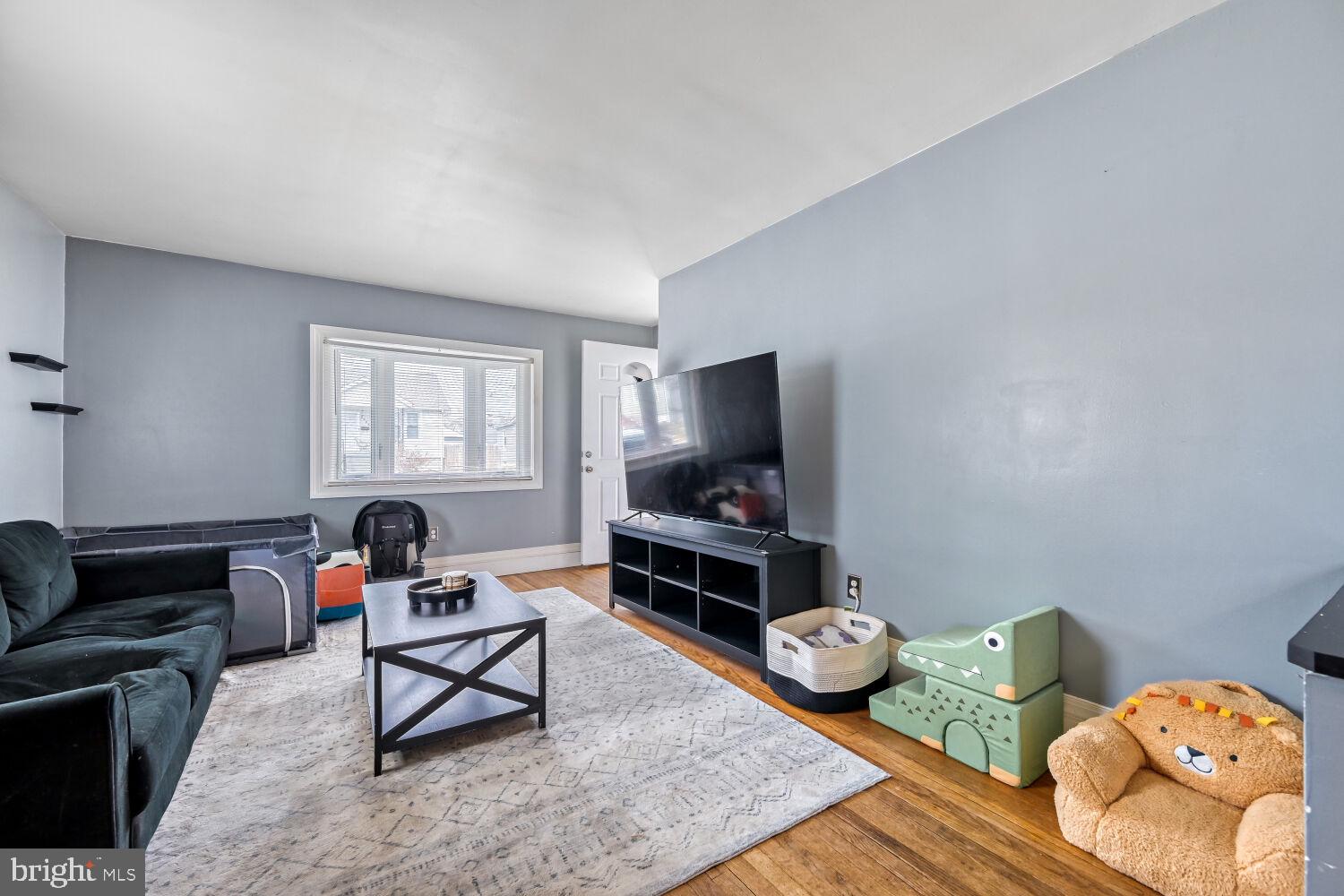 HAMILTON HILLS - Residential