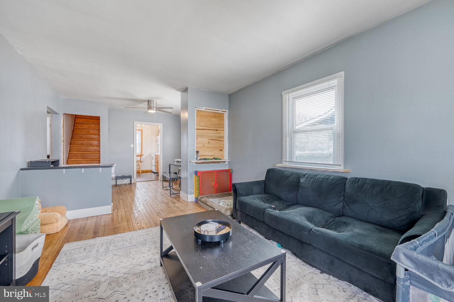 HAMILTON HILLS - Residential