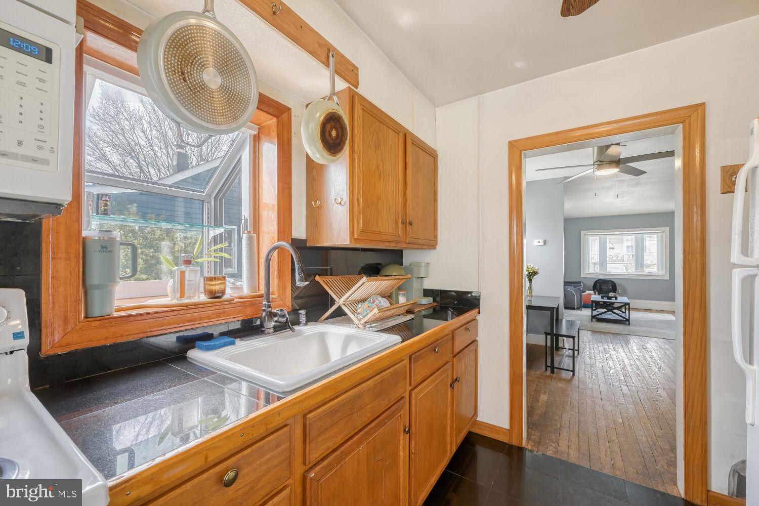 HAMILTON HILLS - Residential