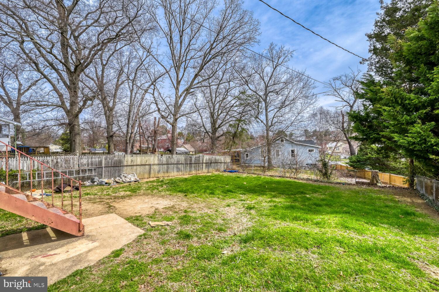 HAMILTON HILLS - Residential